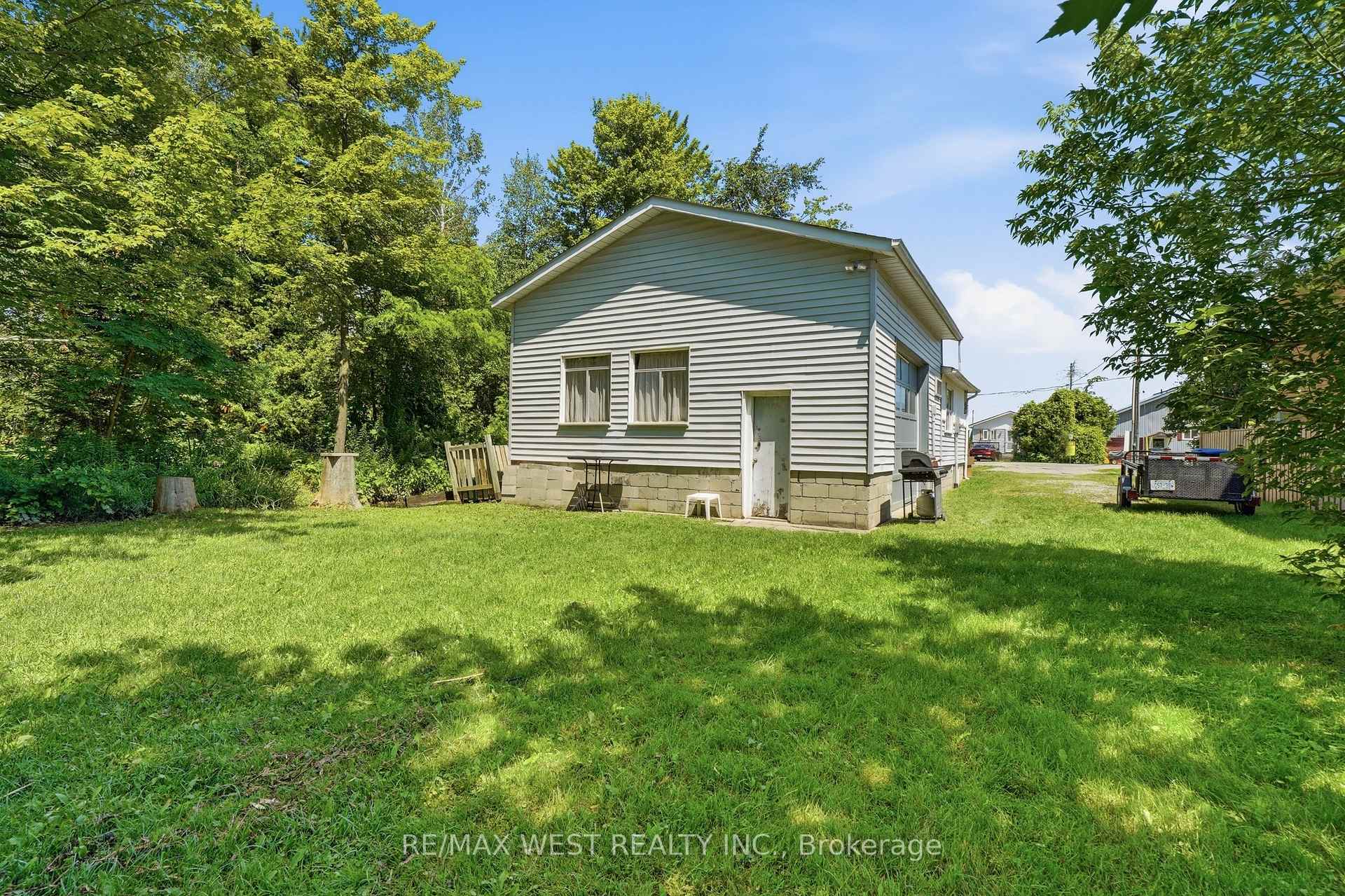 Photo 16 of 2234 Crystal Beach Road, Innisfil, Alcona — HOMEH