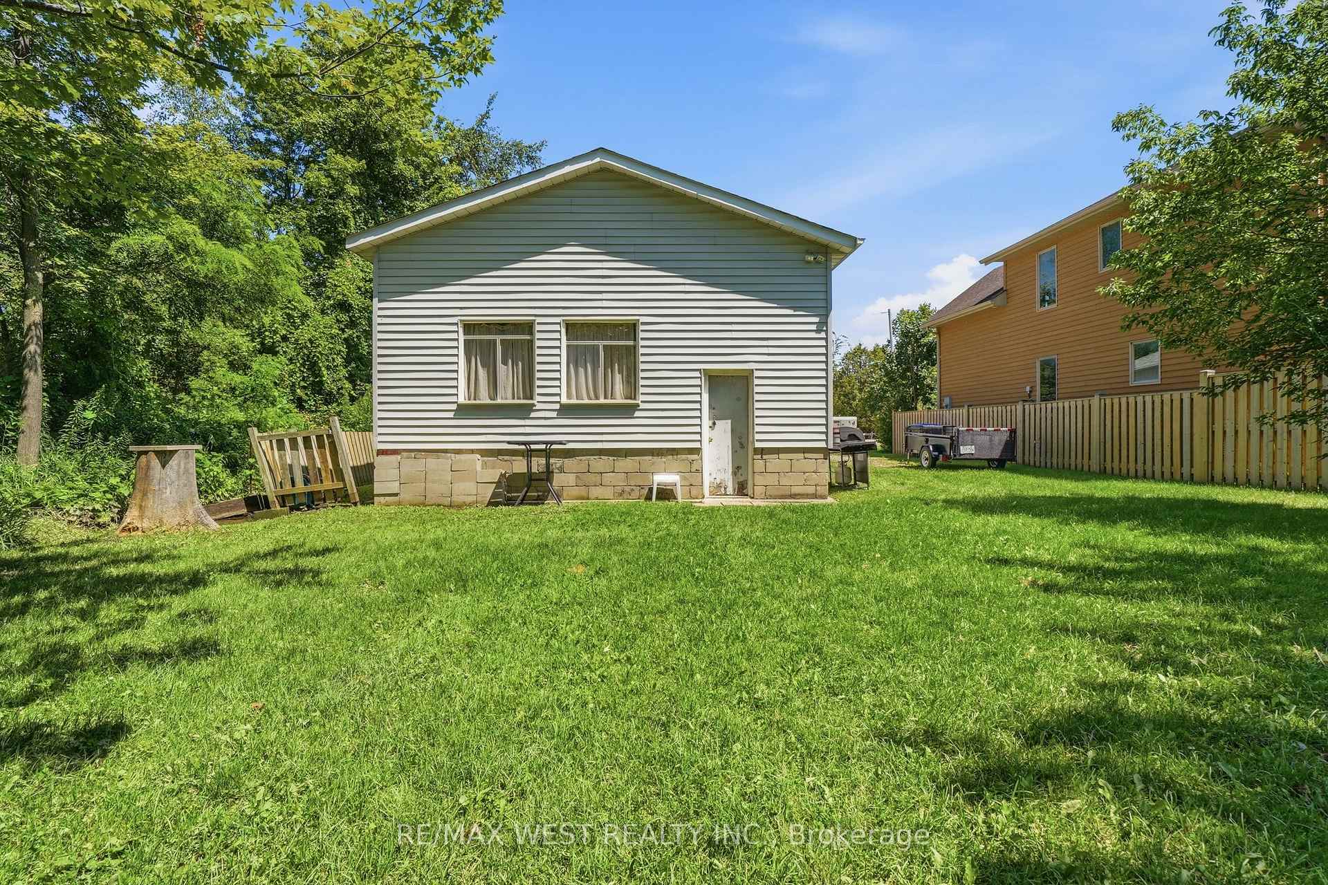 Photo 21 of 2234 Crystal Beach Road, Innisfil, Alcona — HOMEH