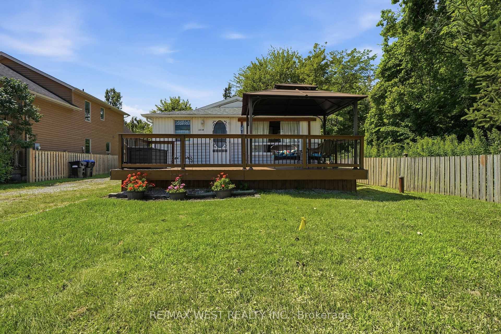Photo 35 of 2234 Crystal Beach Road, Innisfil, Alcona — HOMEH