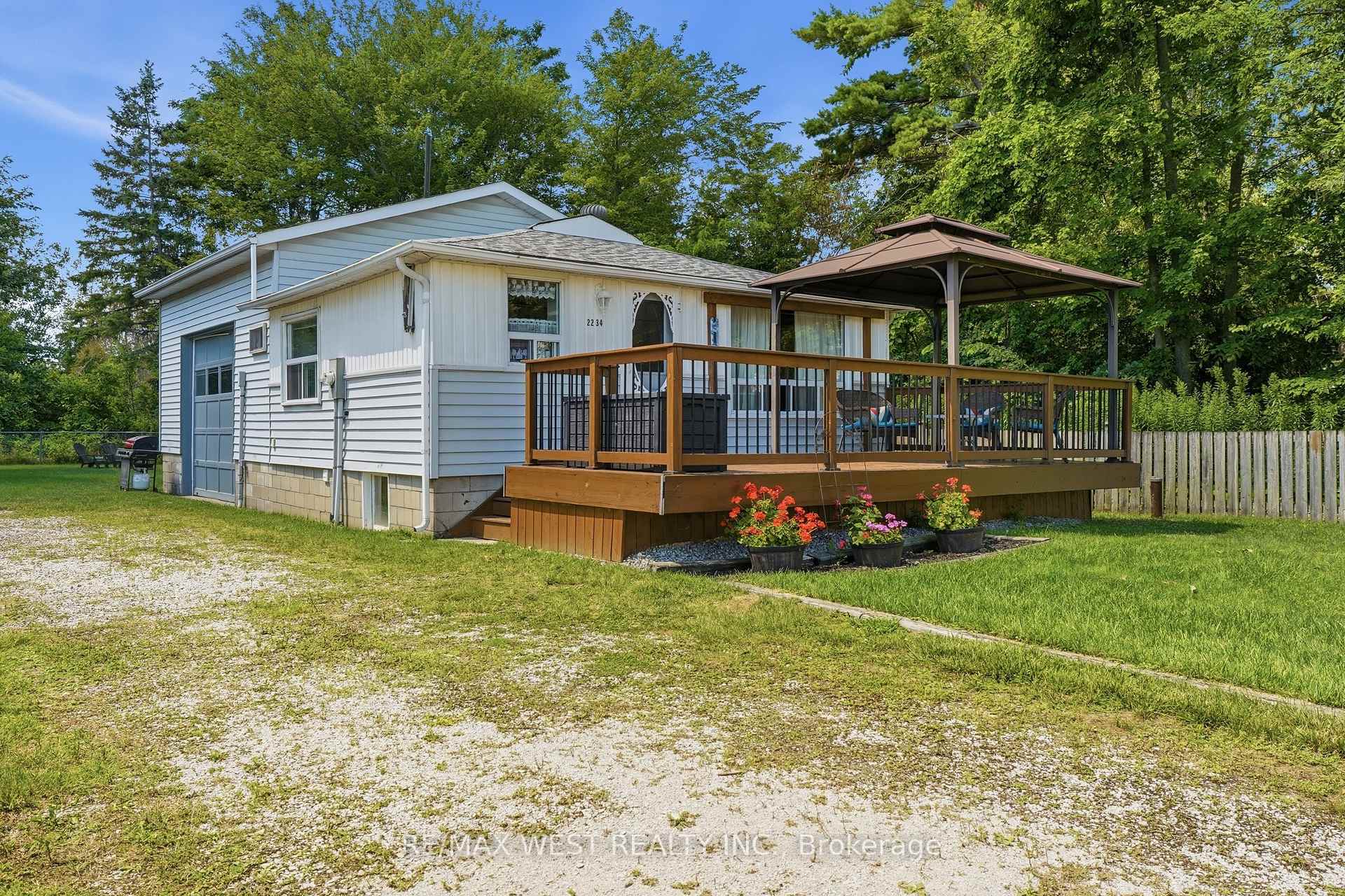 Photo 36 of 2234 Crystal Beach Road, Innisfil, Alcona — HOMEH