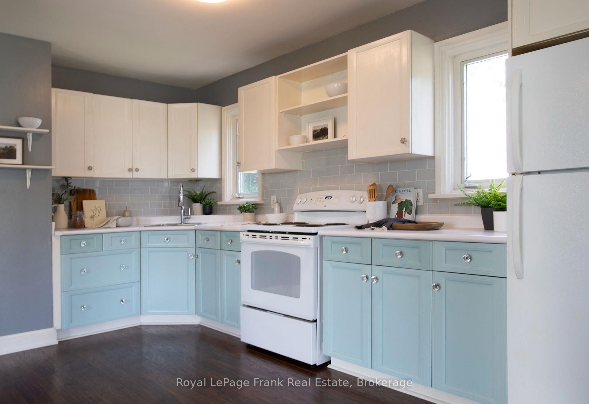 Photo 26 of 100 Admiral Road, Ajax, South East — HOMEH