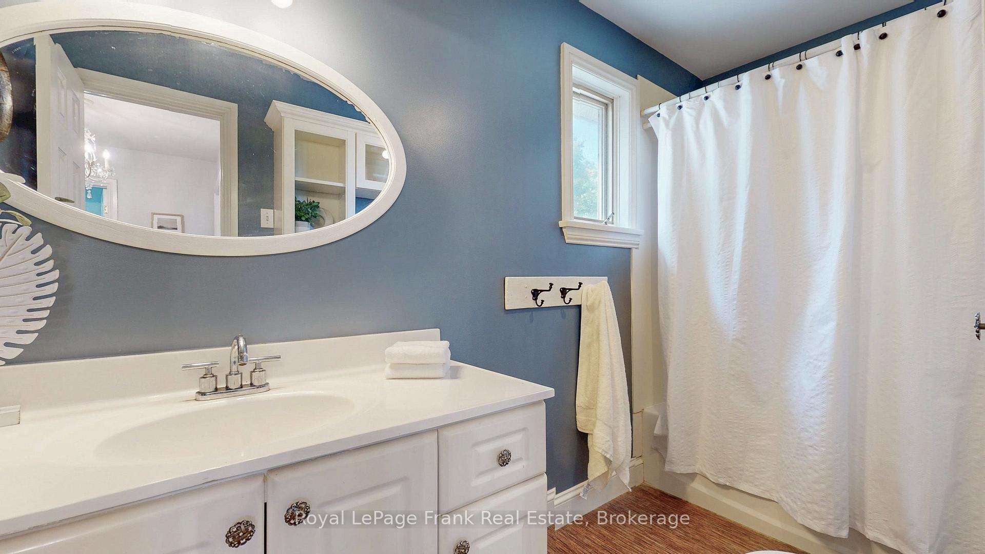 Photo 73 of 100 Admiral Road, Ajax, South East — HOMEH