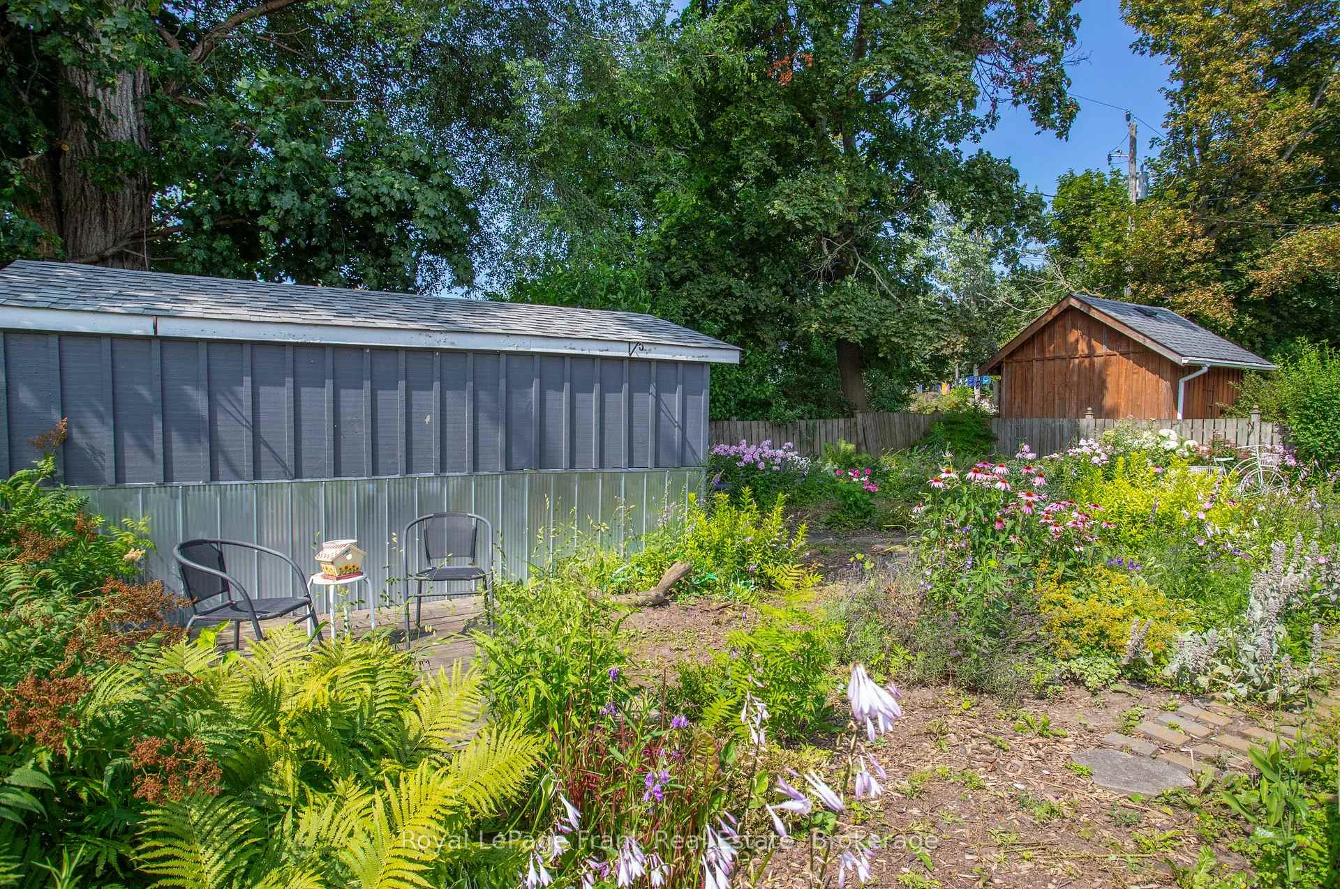 Photo 9 of 100 Admiral Road, Ajax, South East — HOMEH