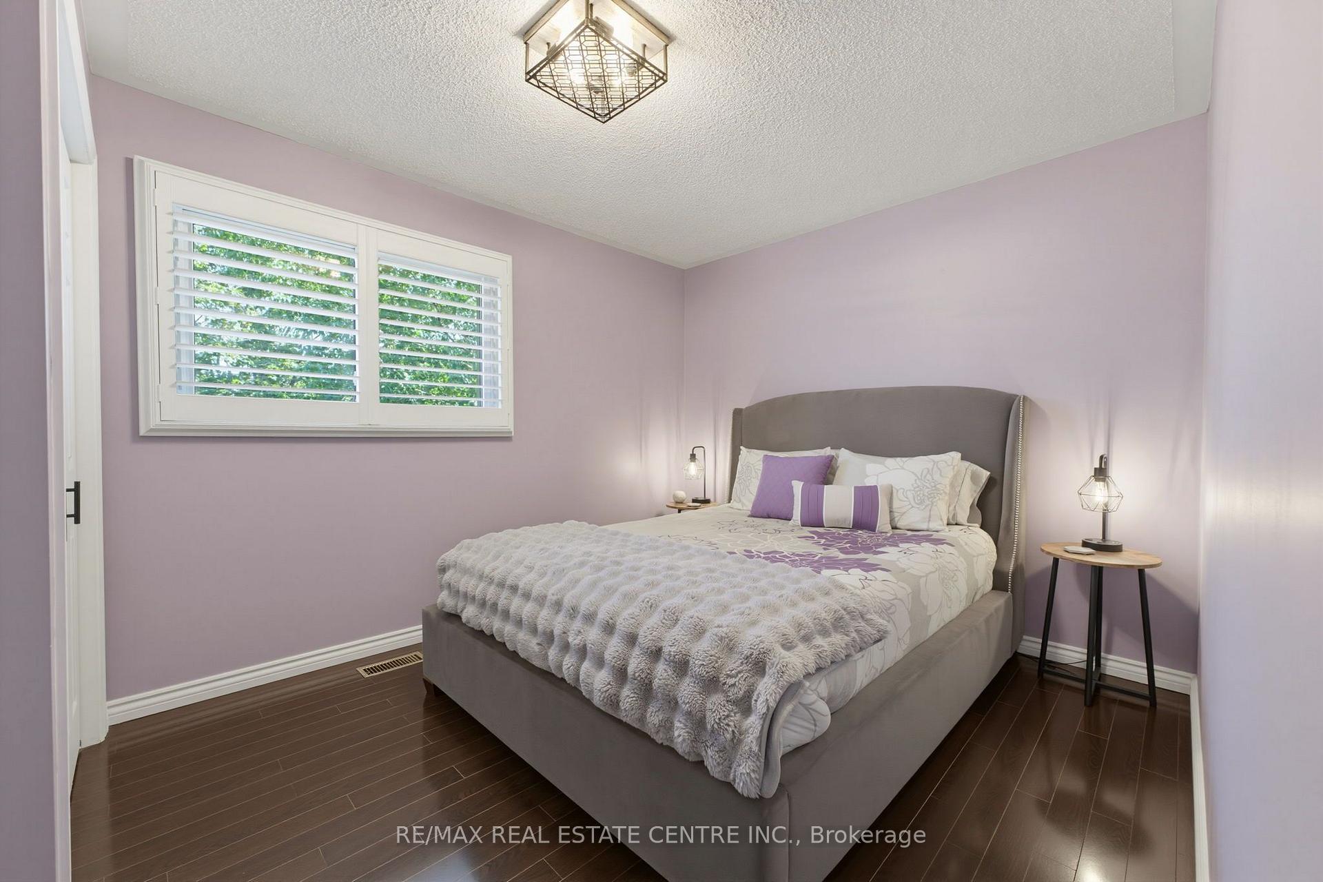 Photo 19 of 127 Michener Crescent, Kitchener, Idlewood — HOMEH