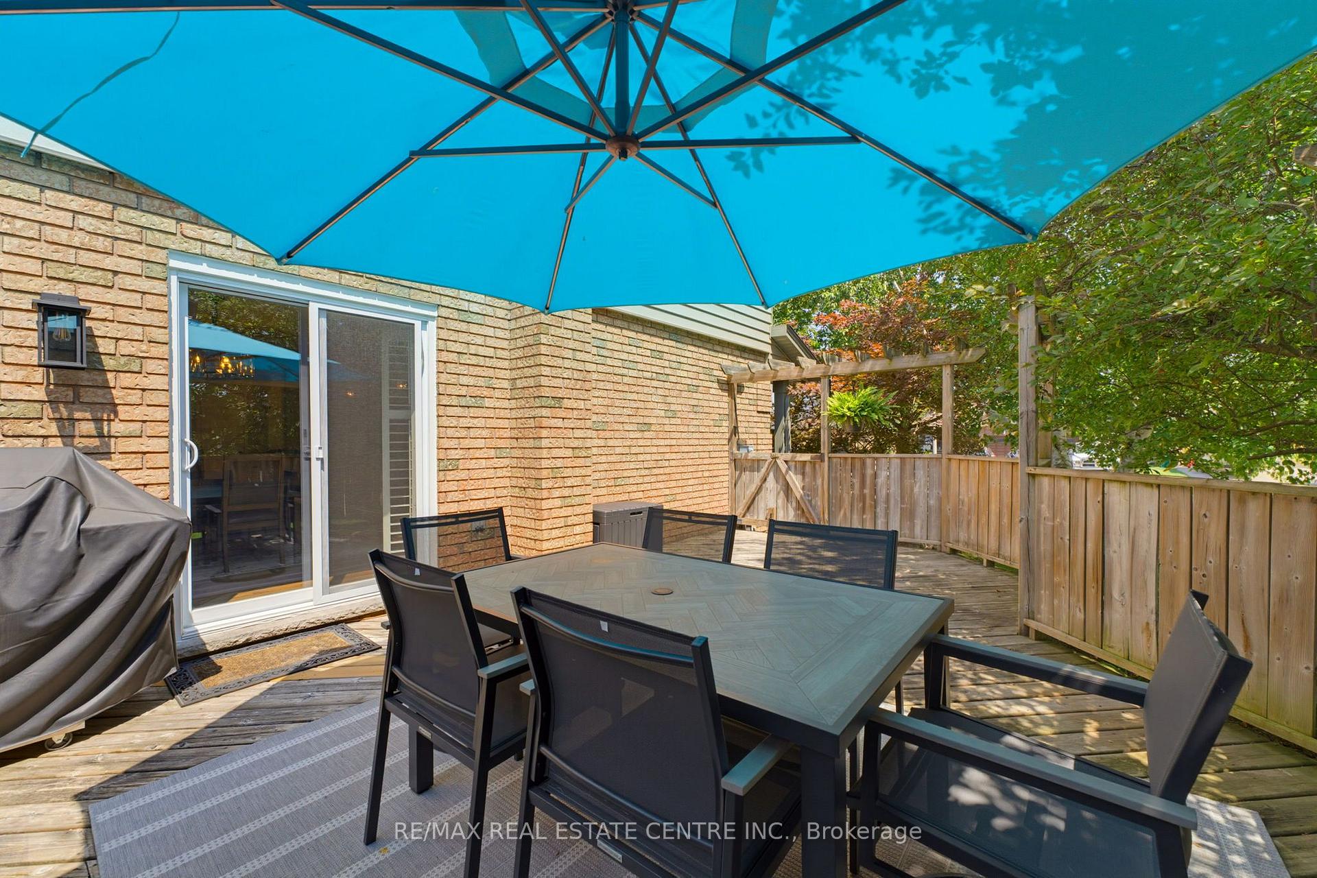 Photo 28 of 127 Michener Crescent, Kitchener, Idlewood — HOMEH