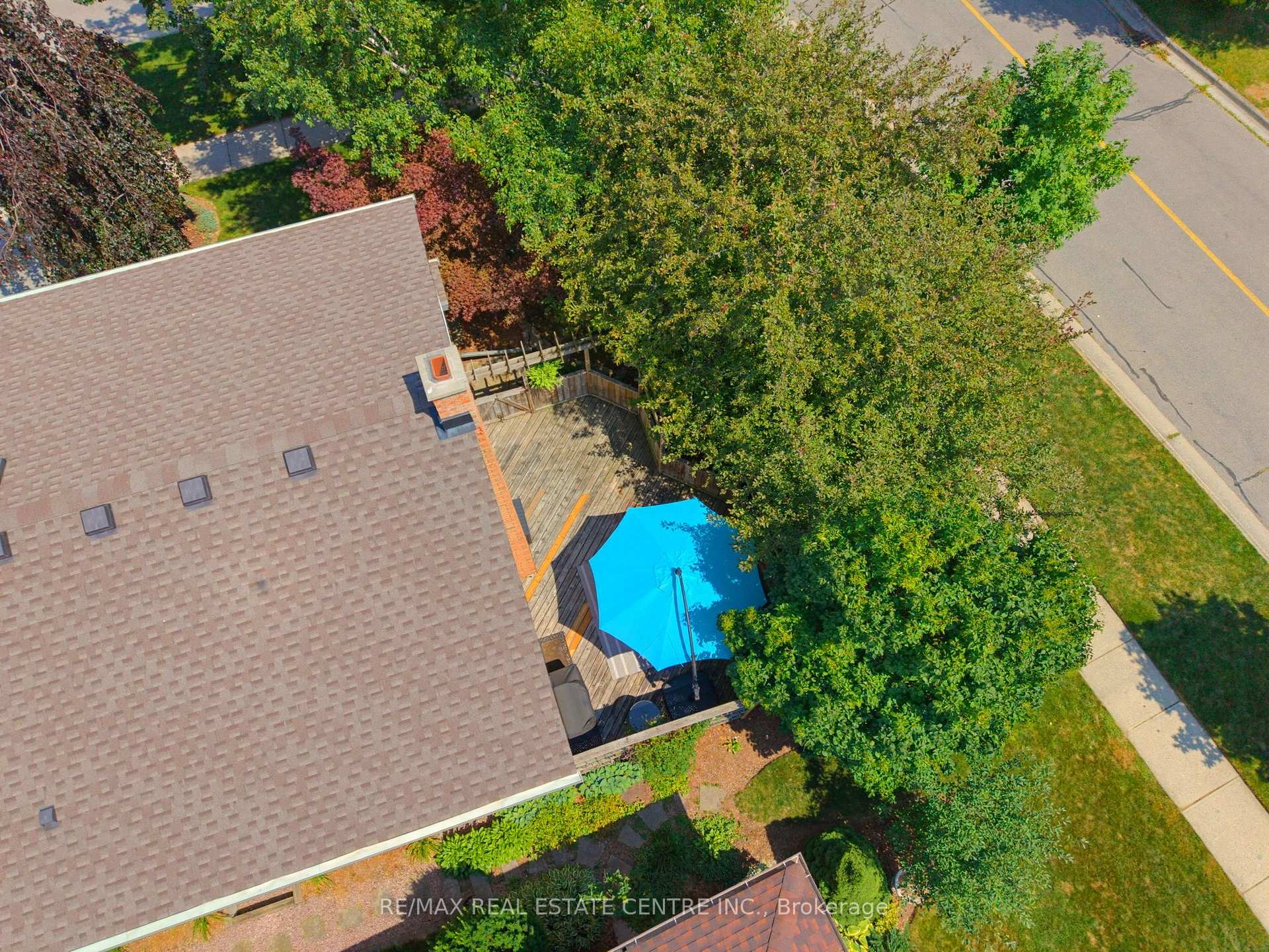 Photo 37 of 127 Michener Crescent, Kitchener, Idlewood — HOMEH
