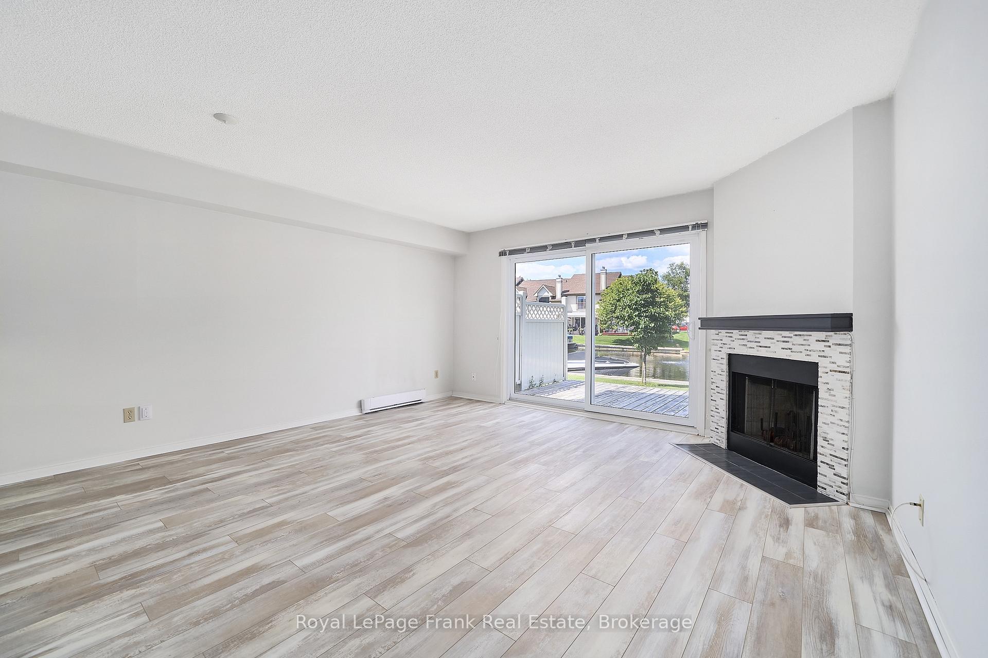 Photo 13 of Unit 18, 11 Laguna Parkway, Ramara, Rural Ramara — HOMEH