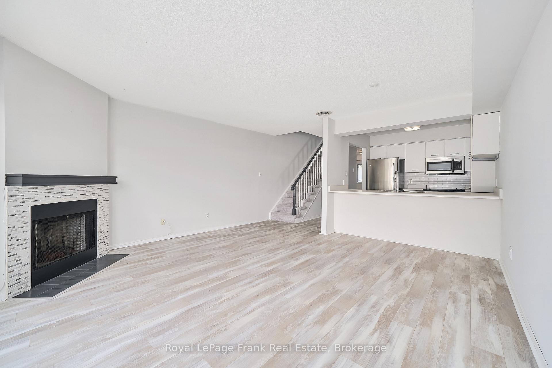Photo 16 of Unit 18, 11 Laguna Parkway, Ramara, Rural Ramara — HOMEH