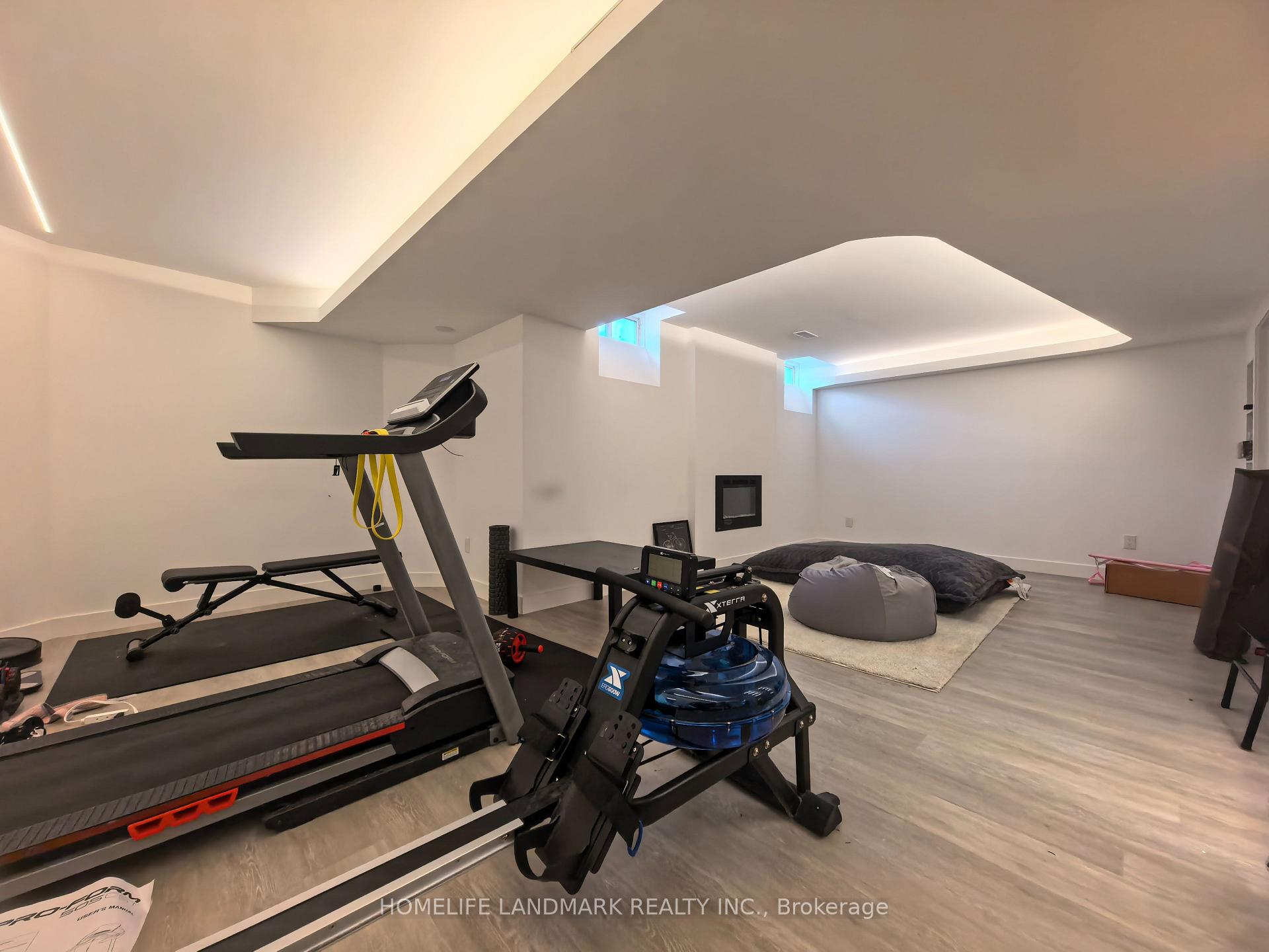 Photo 15 of 61 Mahogany Forest Drive, Vaughan, Patterson — HOMEH