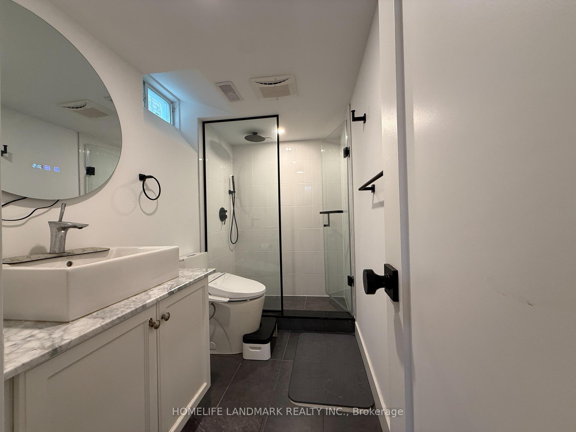 Photo 16 of 61 Mahogany Forest Drive, Vaughan, Patterson — HOMEH