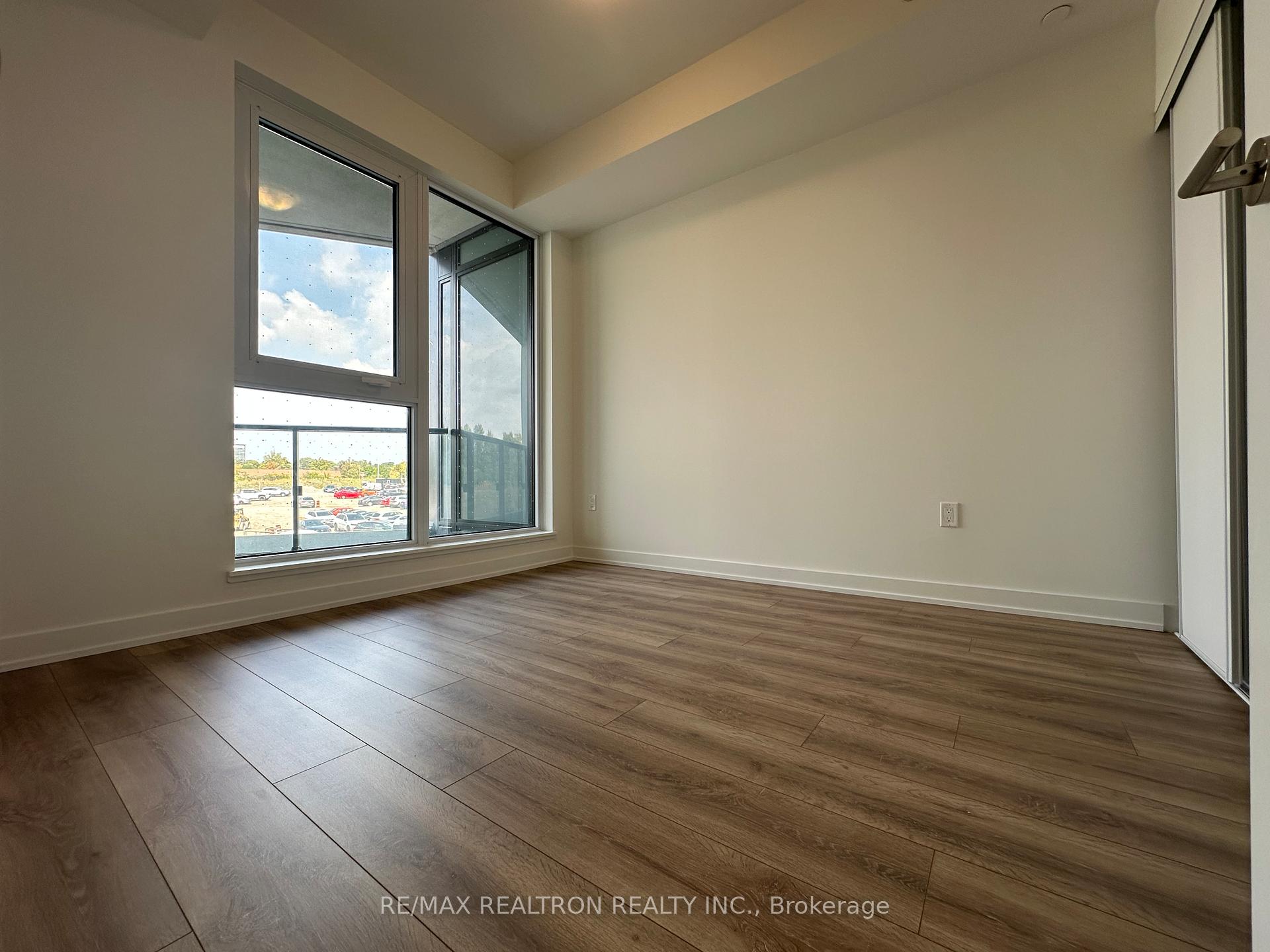 Photo 8 of Unit 217, 1 Kyle Lowry Road, North York, Banbury-Don Mills — HOMEH