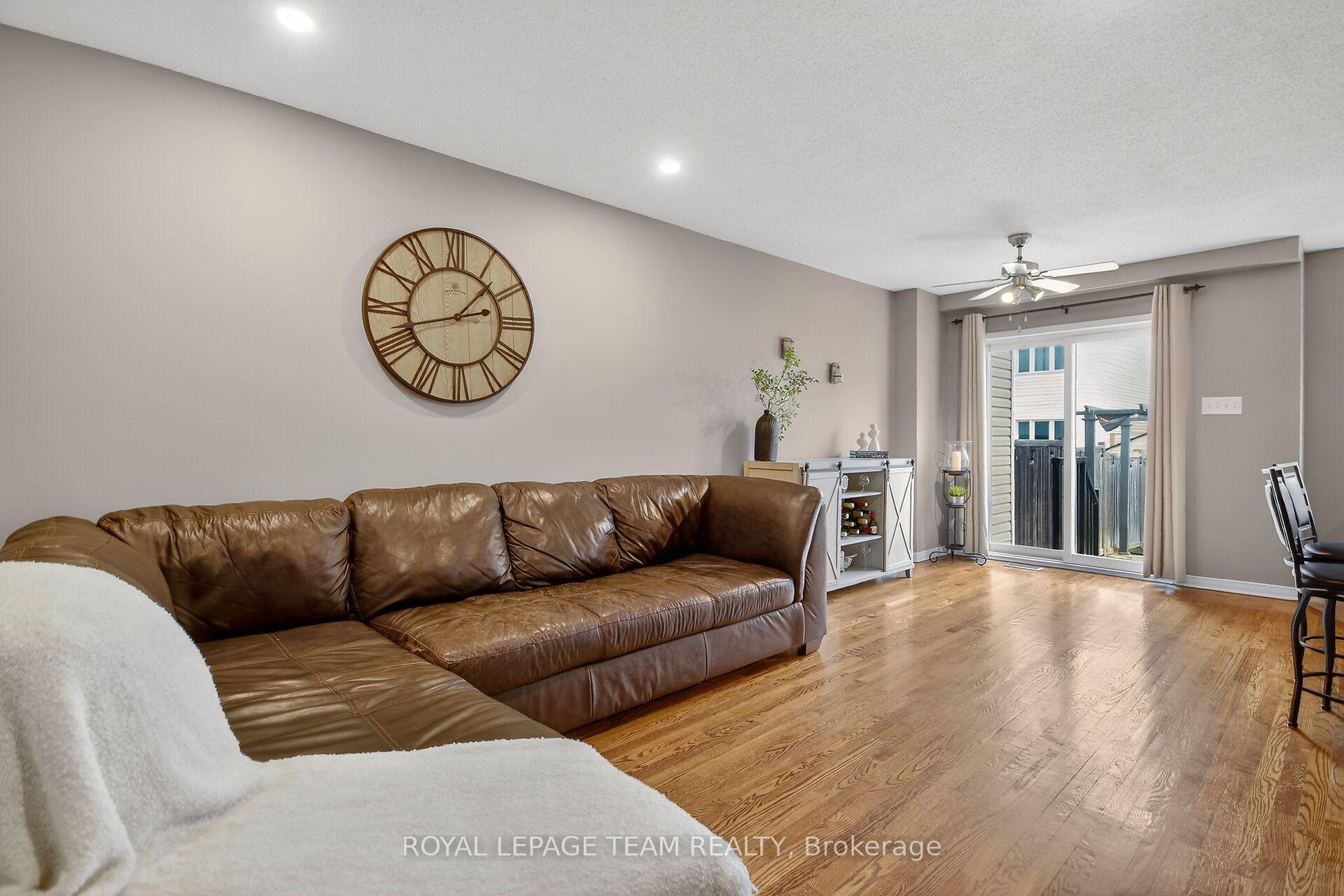 Photo 7 of 317 Copperfield Crescent, Ottawa, Barrhaven - Cedargrove/Fraserdale — HOMEH