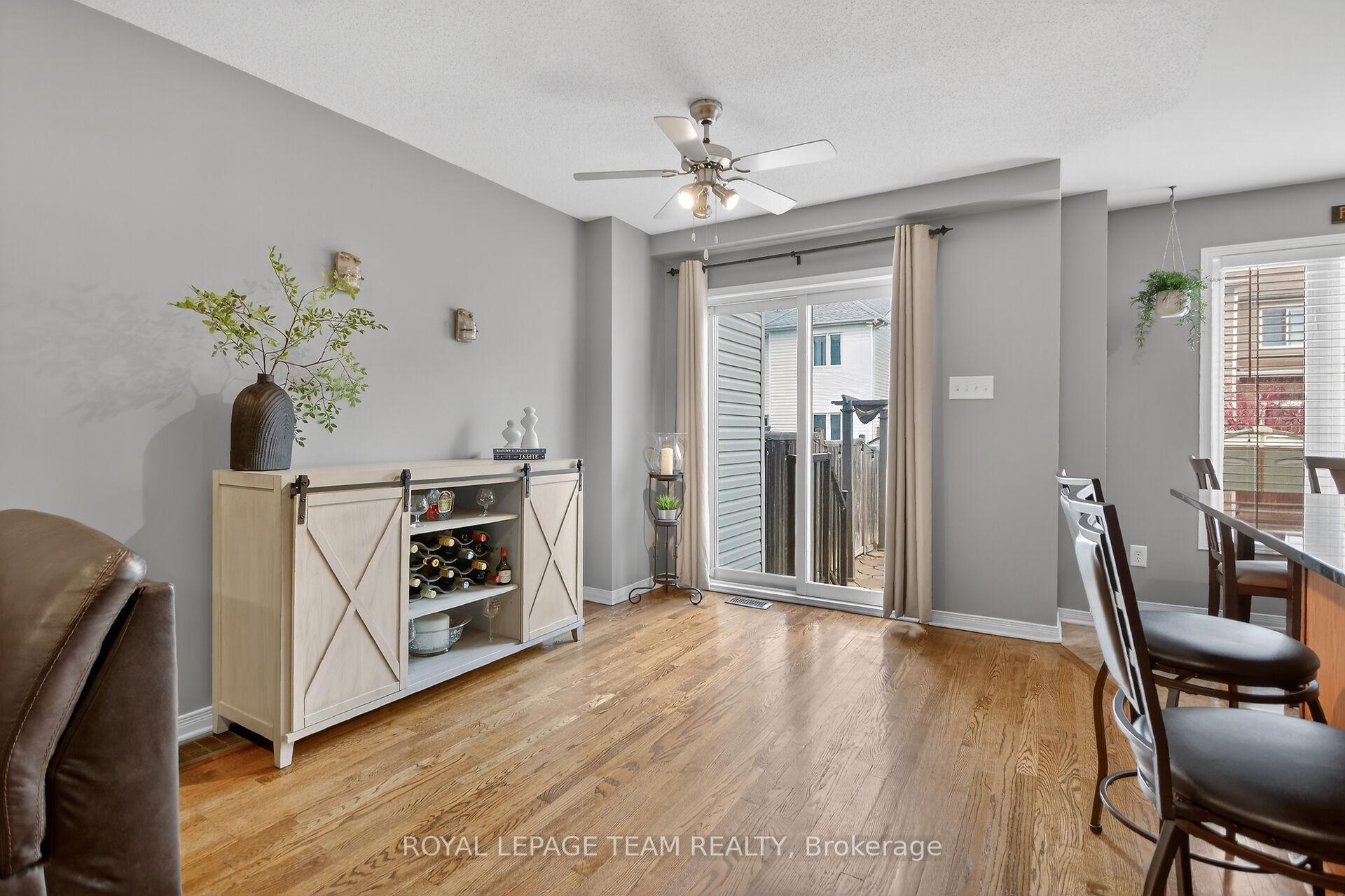 Photo 8 of 317 Copperfield Crescent, Ottawa, Barrhaven - Cedargrove/Fraserdale — HOMEH