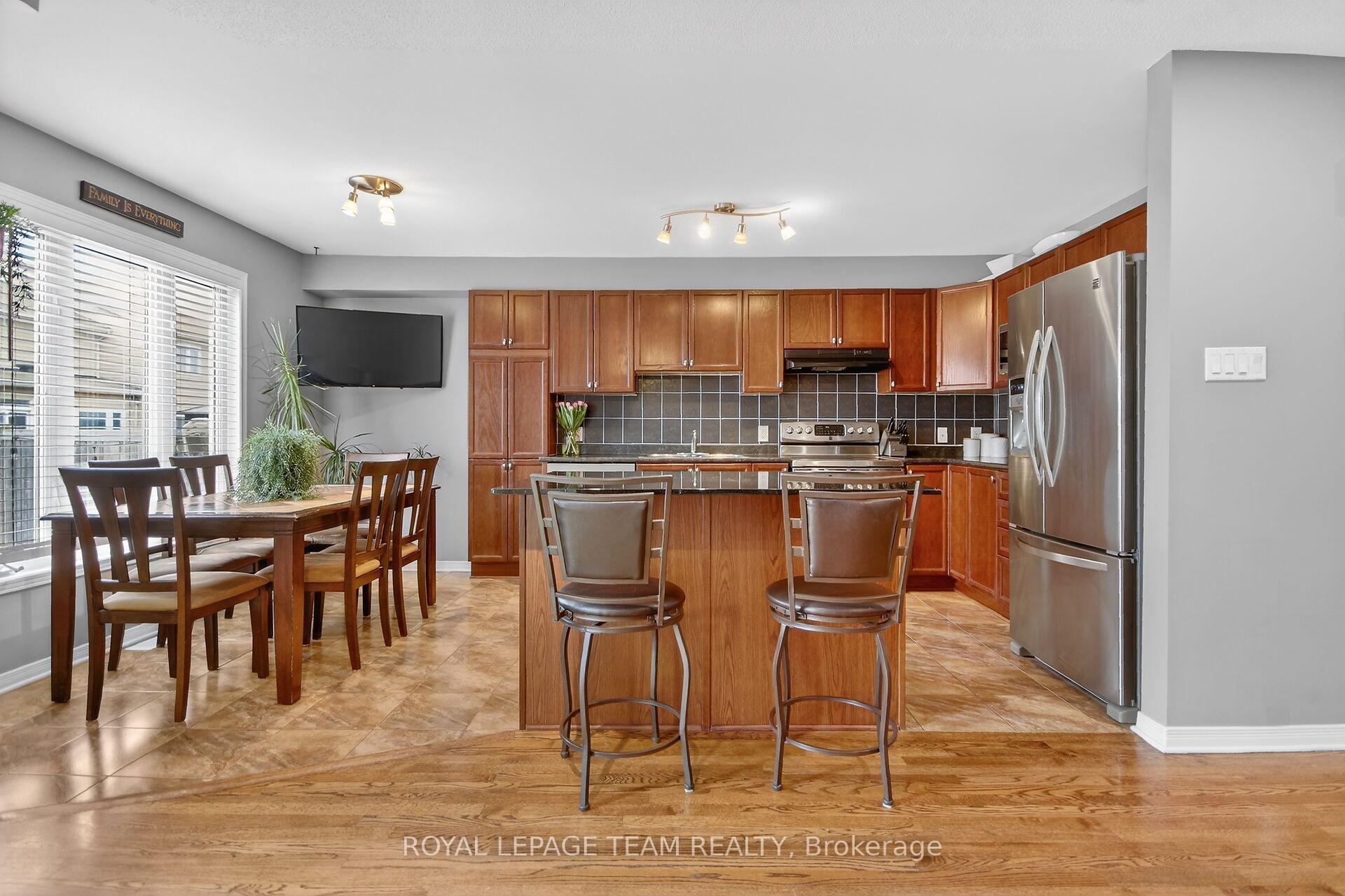 Photo 9 of 317 Copperfield Crescent, Ottawa, Barrhaven - Cedargrove/Fraserdale — HOMEH