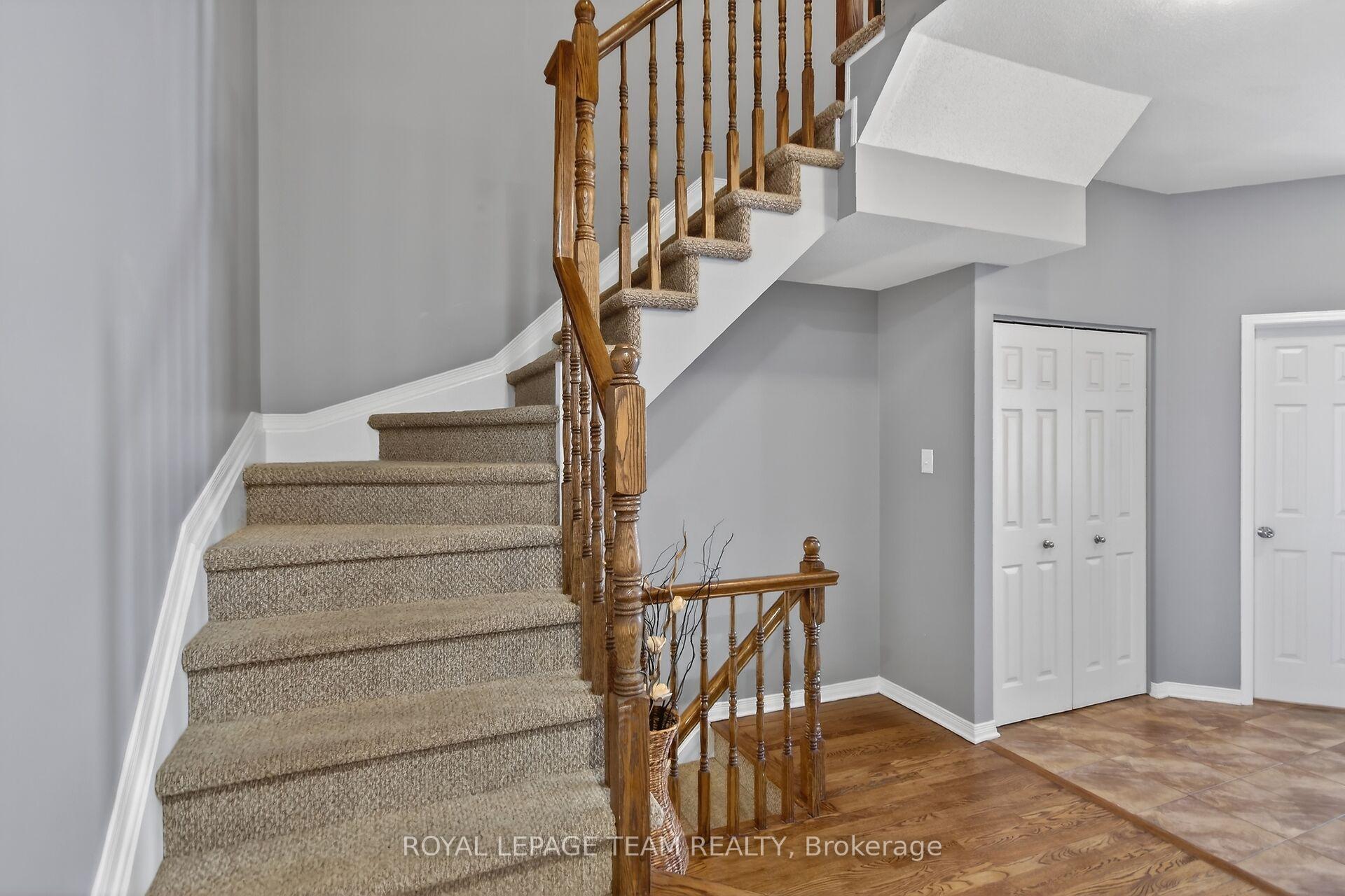 Photo 15 of 317 Copperfield Crescent, Ottawa, Barrhaven - Cedargrove/Fraserdale — HOMEH