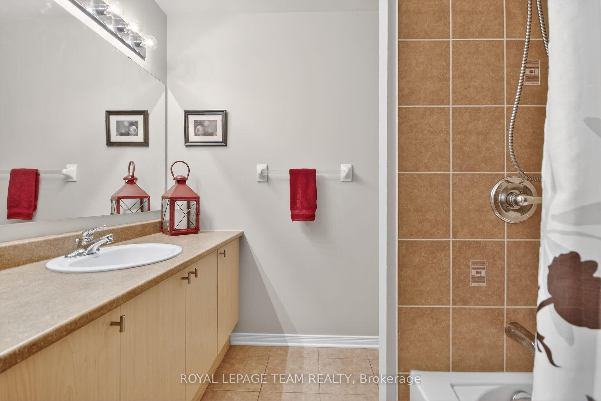 Photo 25 of 317 Copperfield Crescent, Ottawa, Barrhaven - Cedargrove/Fraserdale — HOMEH