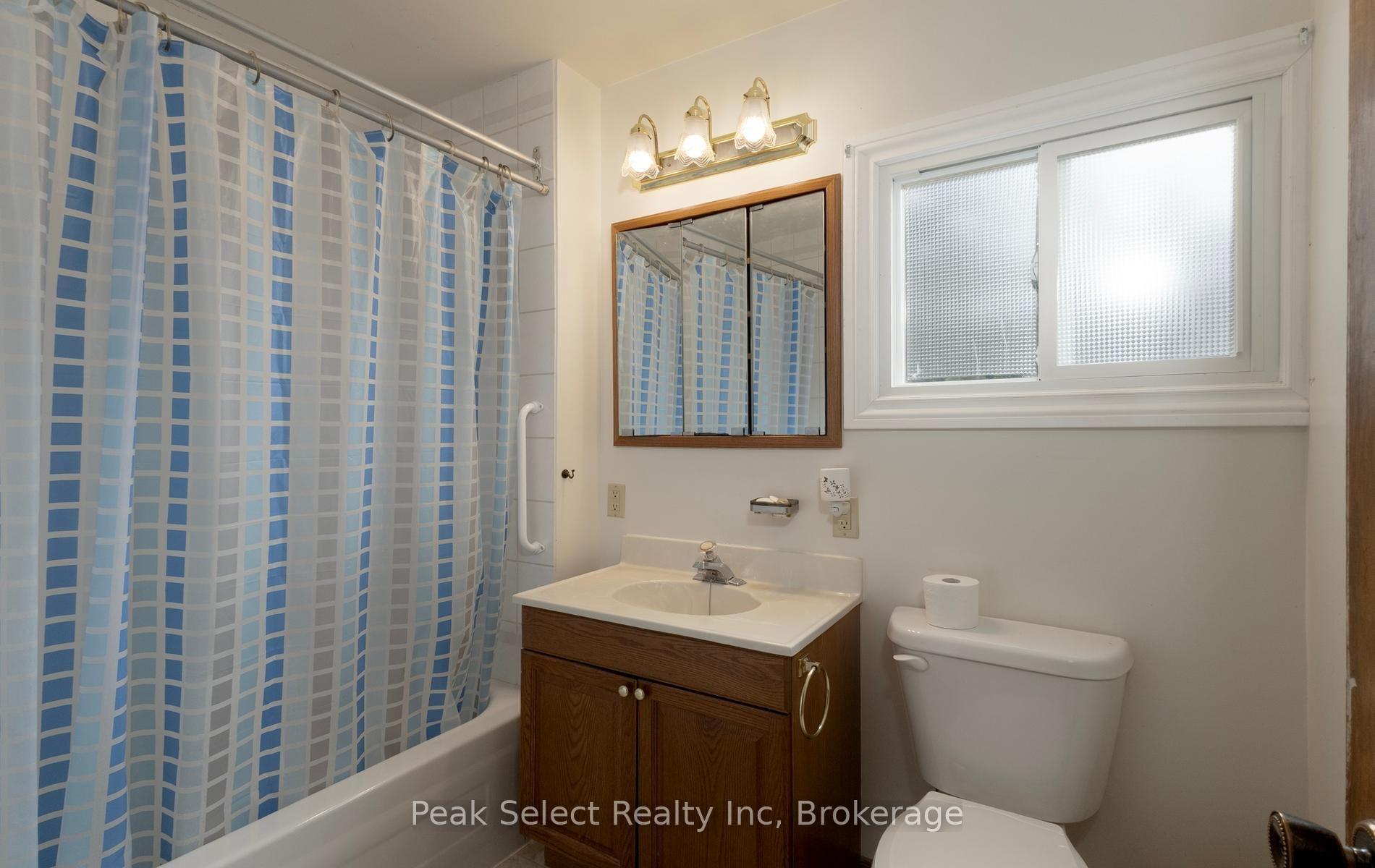 Photo 11 of 620 Jones Street E, St. Marys — HOMEH