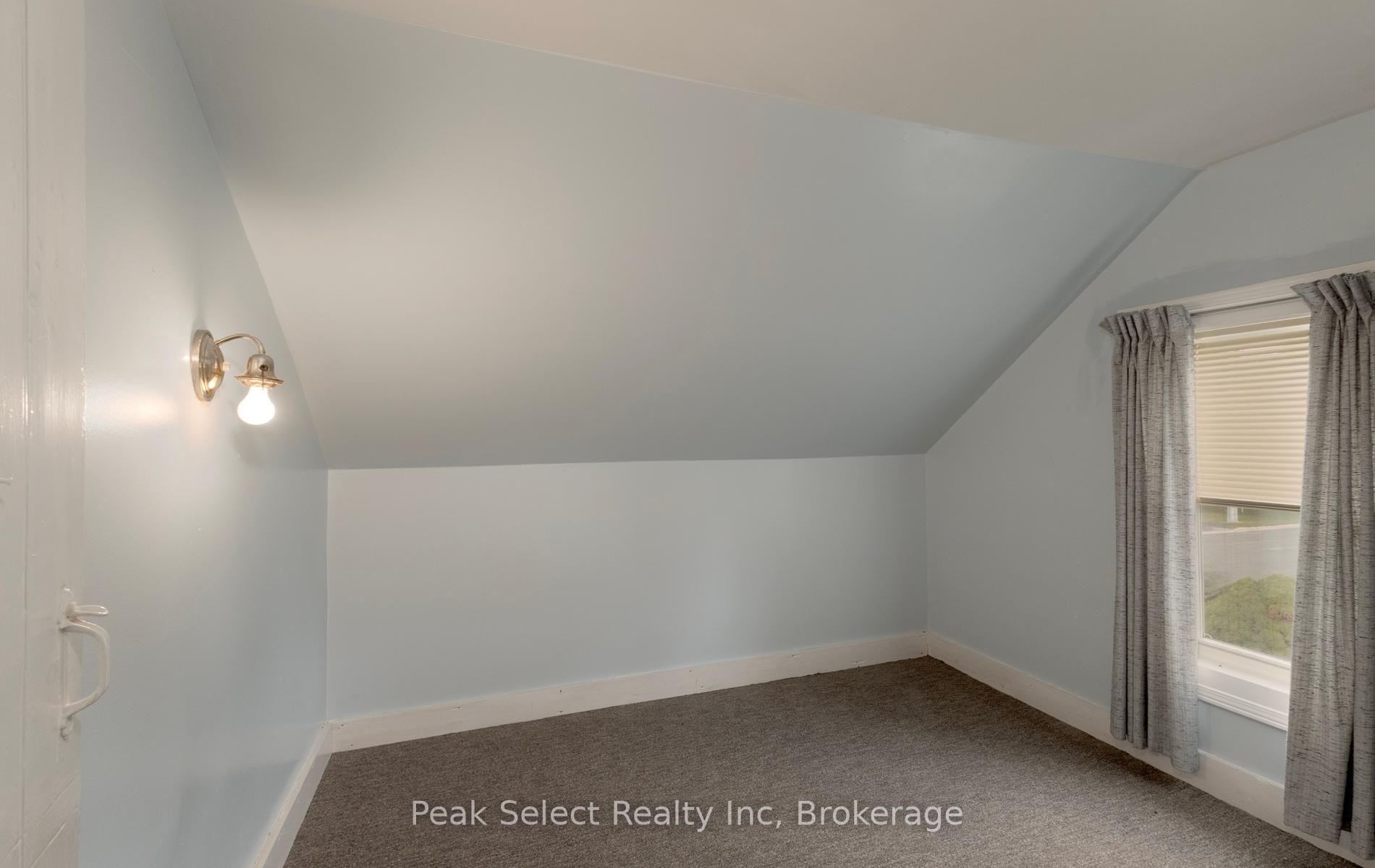 Photo 17 of 620 Jones Street E, St. Marys — HOMEH