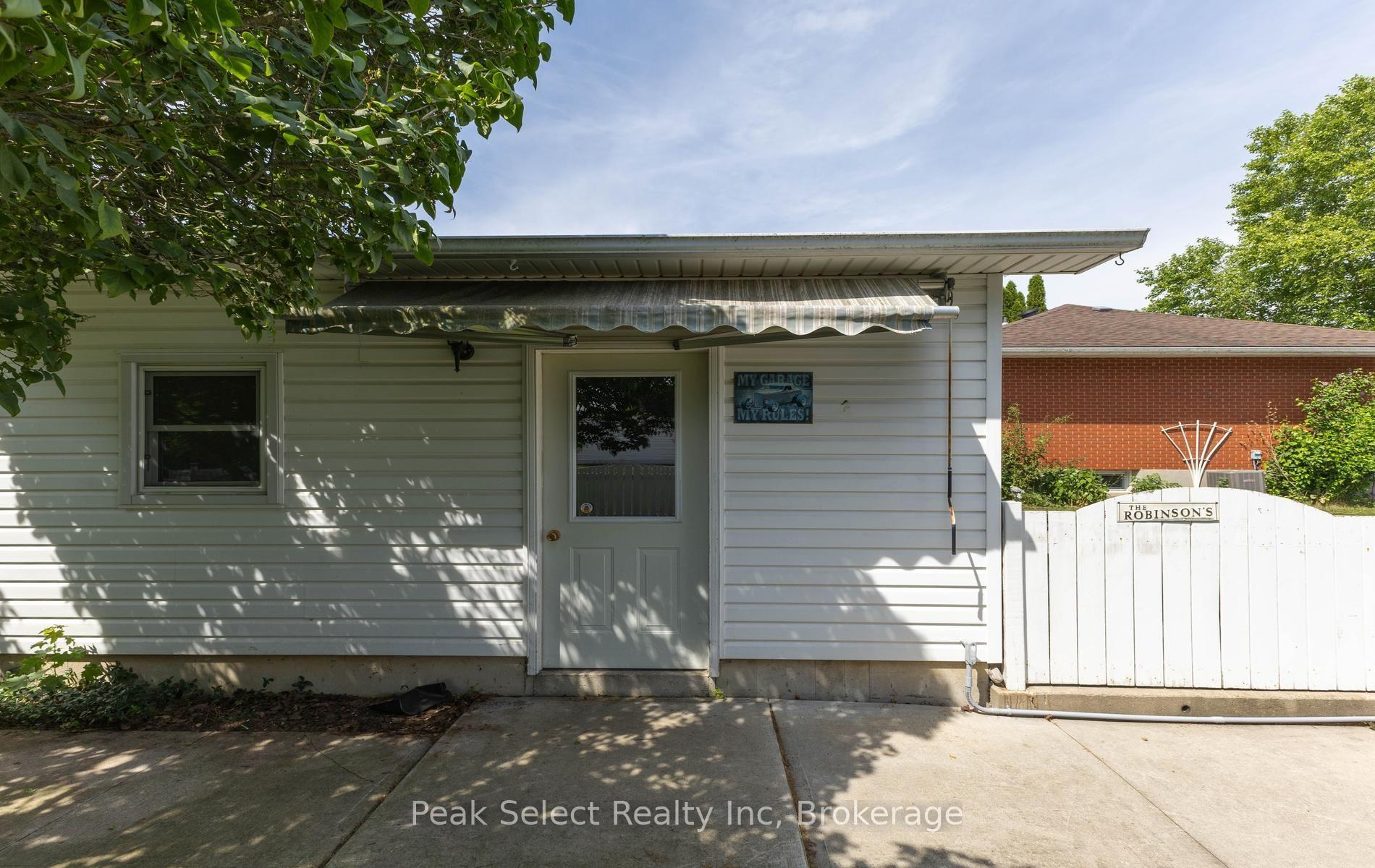 Photo 22 of 620 Jones Street E, St. Marys — HOMEH