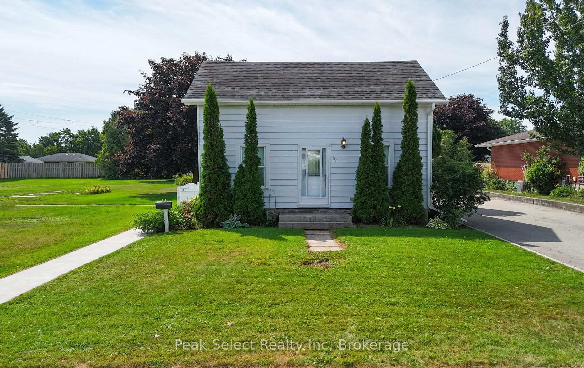 Photo 26 of 620 Jones Street E, St. Marys — HOMEH