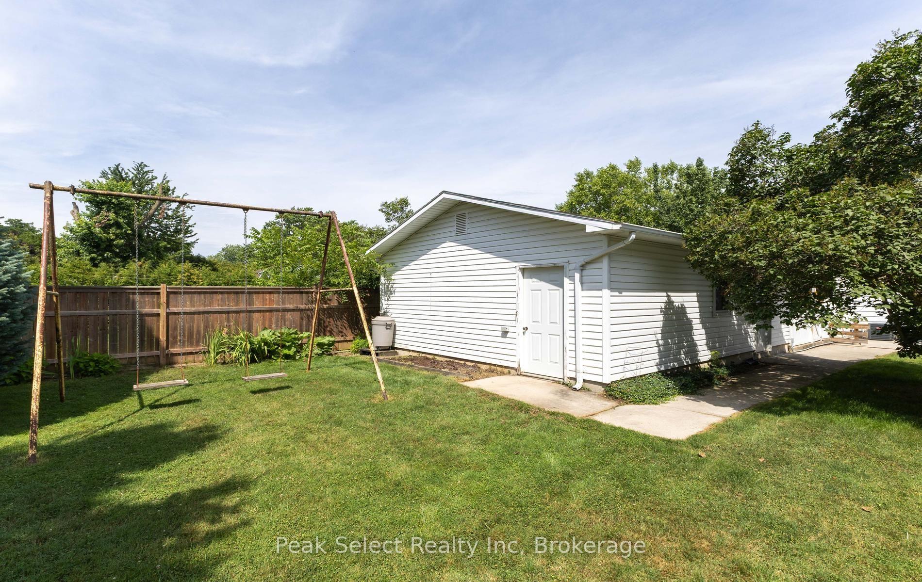 Photo 34 of 620 Jones Street E, St. Marys — HOMEH