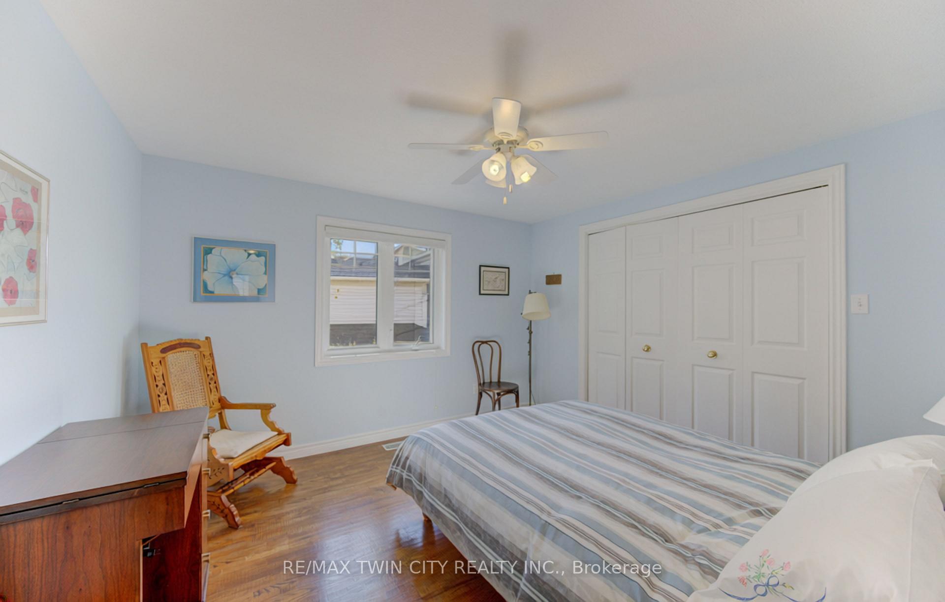 Photo 18 of 26 Eby Crescent, Wilmot, New Hamburg — HOMEH