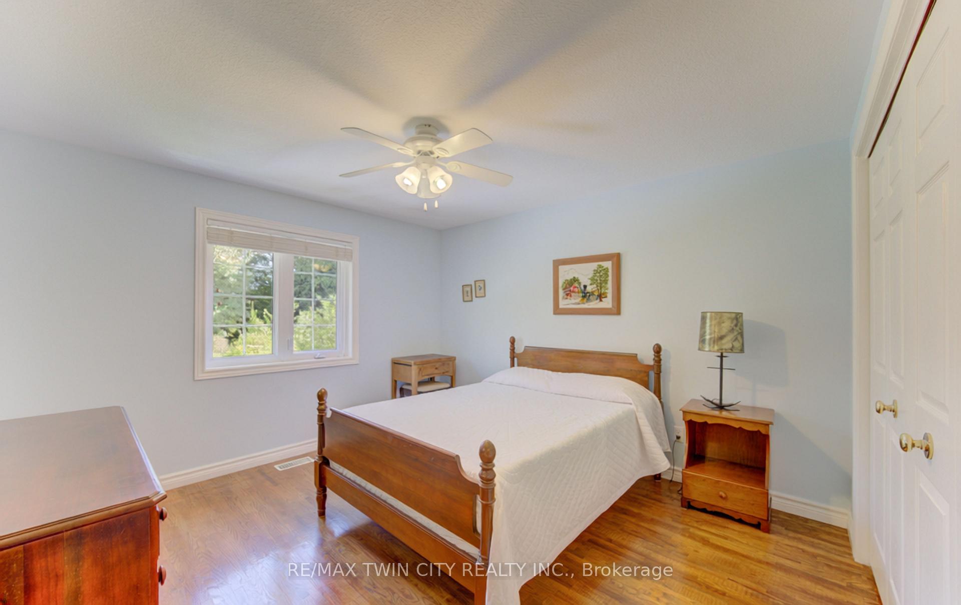 Photo 23 of 26 Eby Crescent, Wilmot, New Hamburg — HOMEH