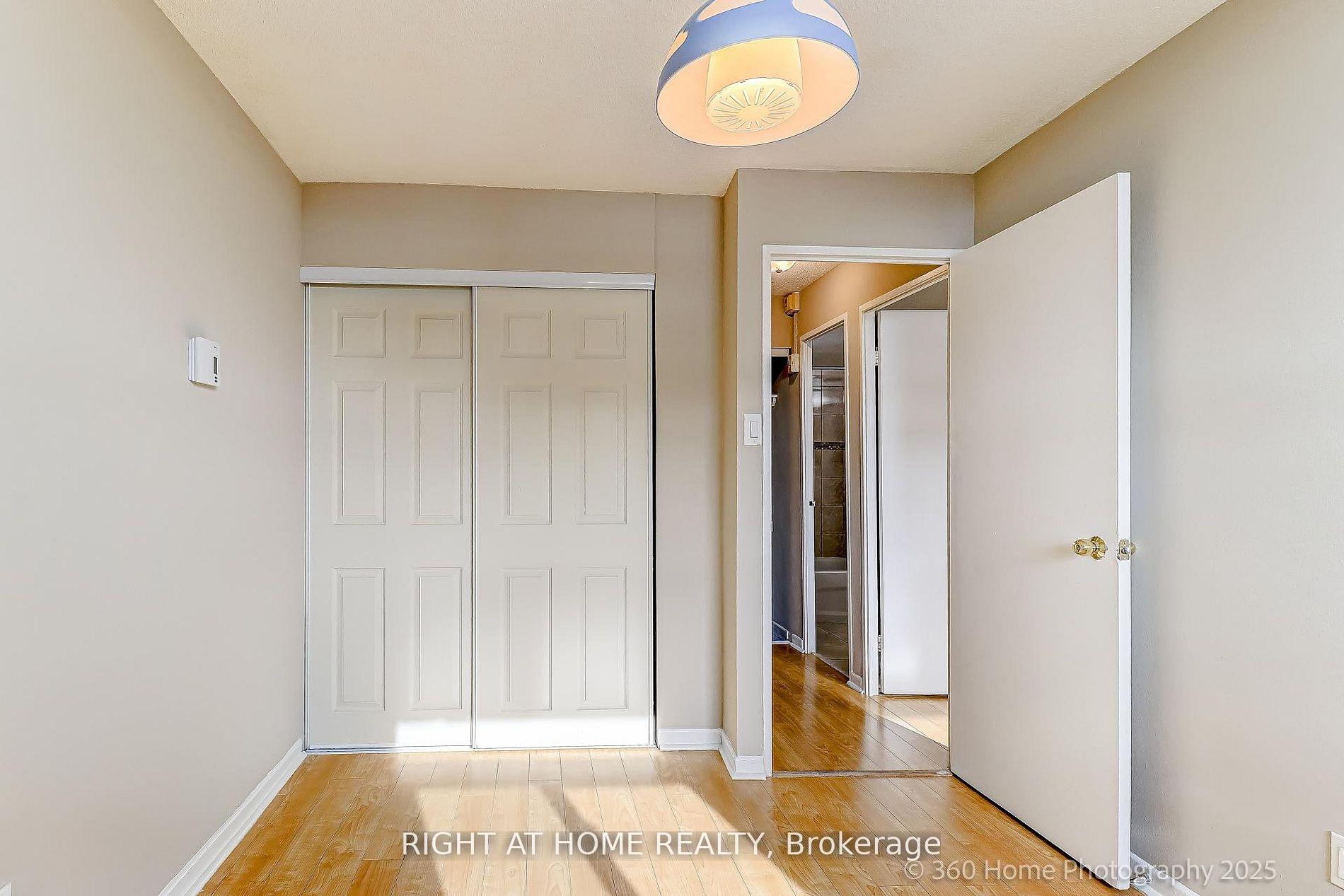 Photo 13 of Unit 1107, 1 Royal Orchard Boulevard, Markham, Royal Orchard — HOMEH