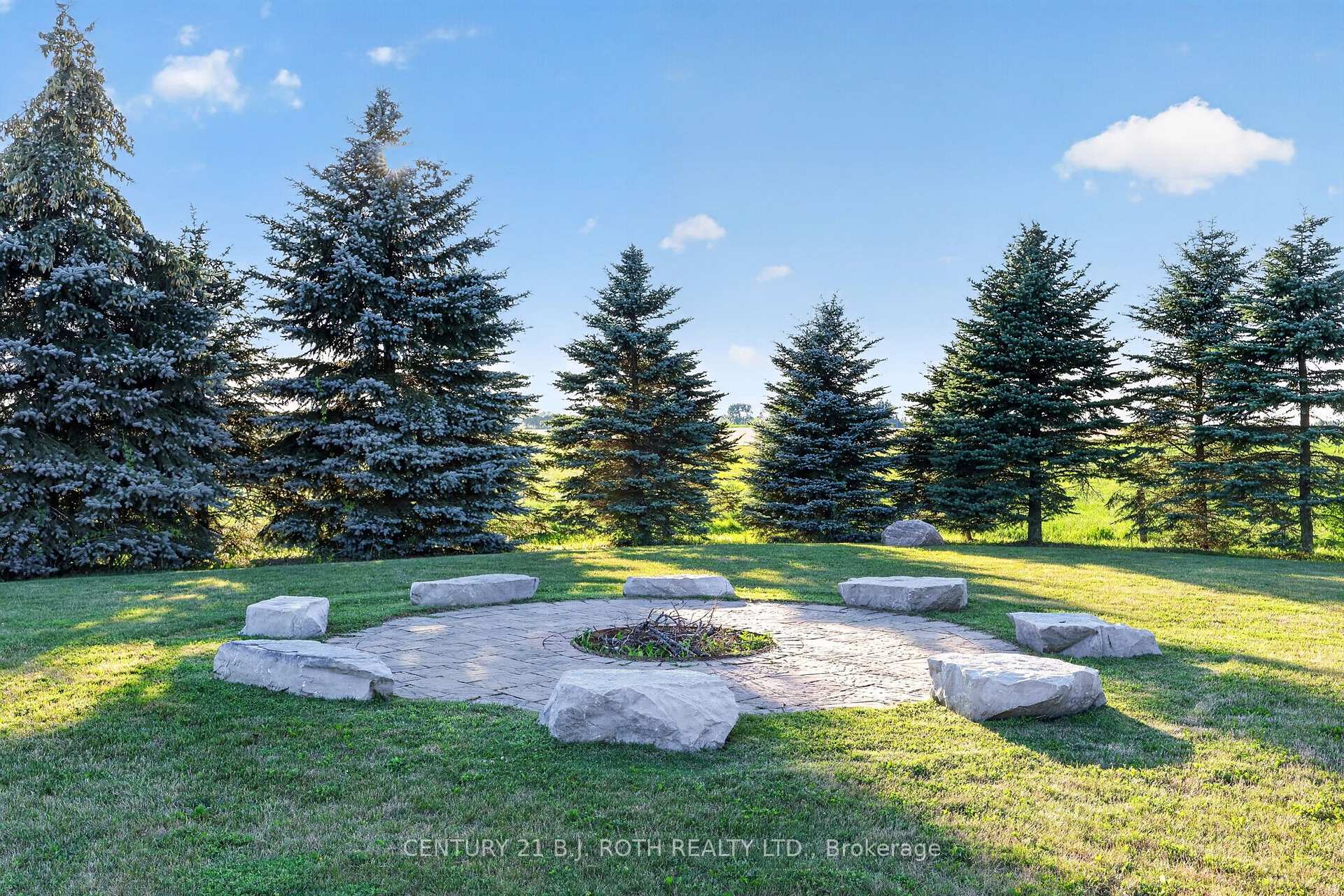 Photo 44 of 4688 5th Side Road, Essa, Thornton — HOMEH