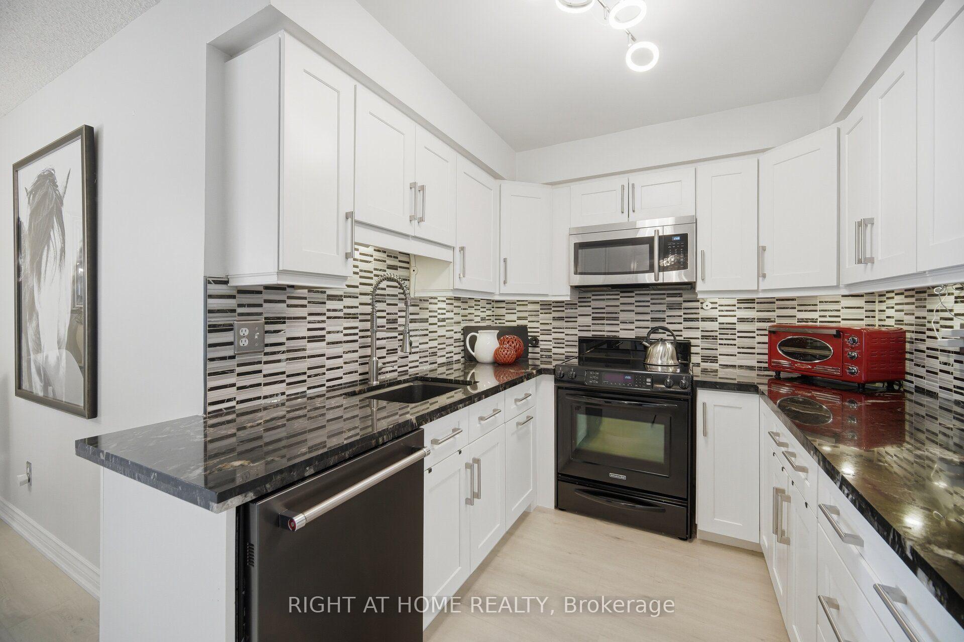 Photo 14 of Unit 1711, 1276 Maple Crossing Boulevard, Burlington, Brant — HOMEH