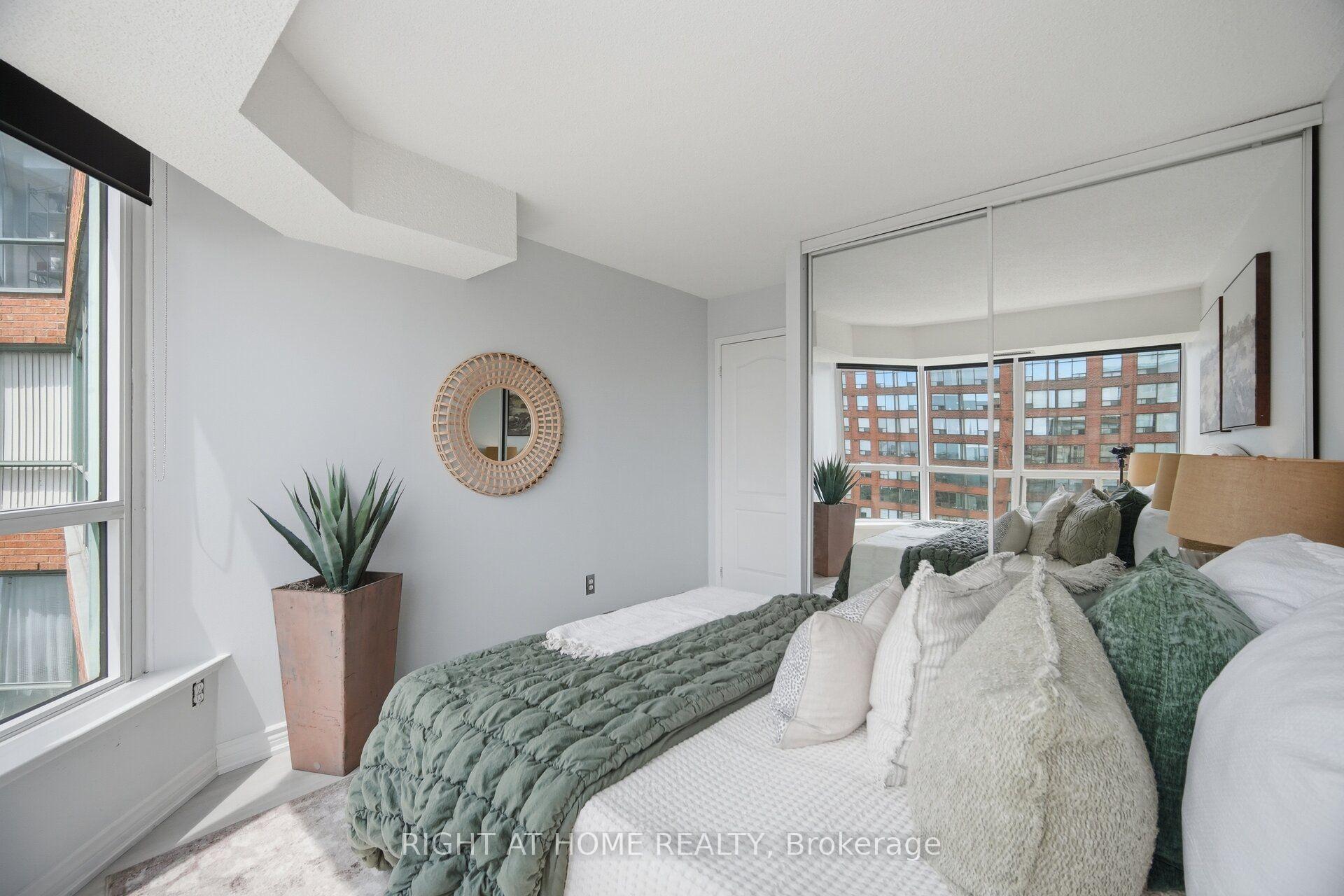 Photo 29 of Unit 1711, 1276 Maple Crossing Boulevard, Burlington, Brant — HOMEH