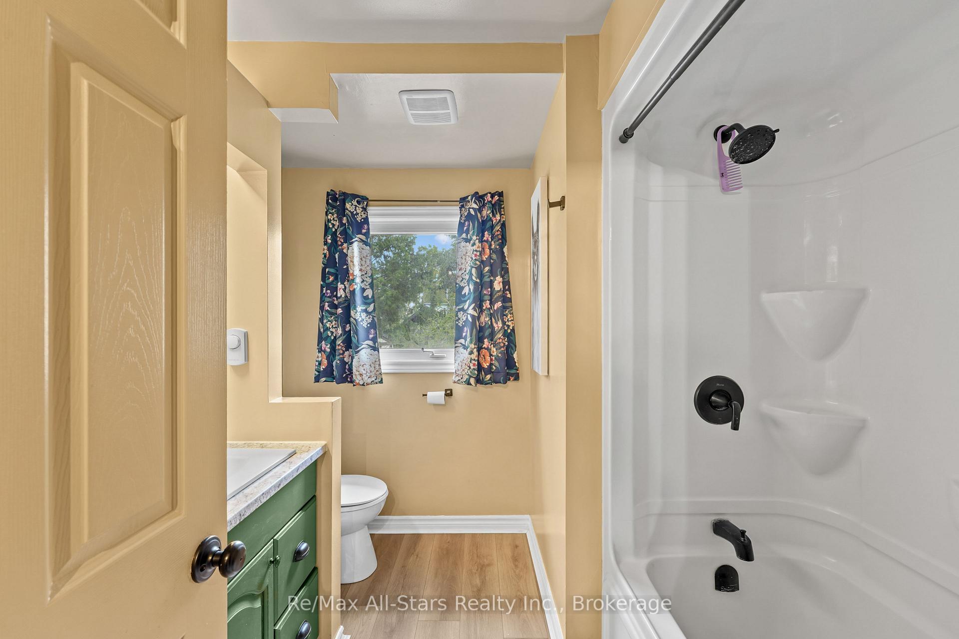 Photo 16 of 117 Echo Bay Road, Kawartha Lakes, Bobcaygeon — HOMEH