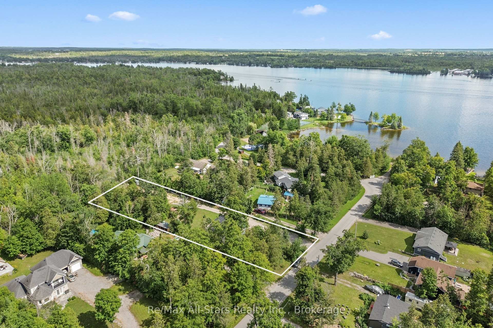Photo 25 of 117 Echo Bay Road, Kawartha Lakes, Bobcaygeon — HOMEH