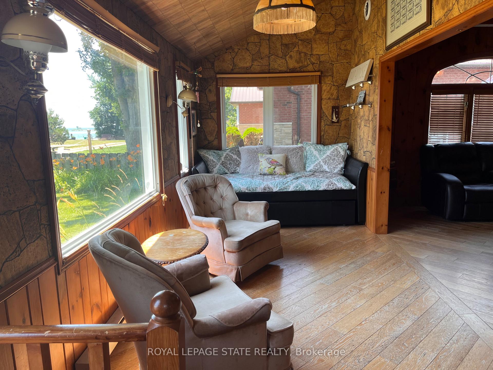 Photo 15 of 23 Lakeview Line, Haldimand, Dunnville — HOMEH