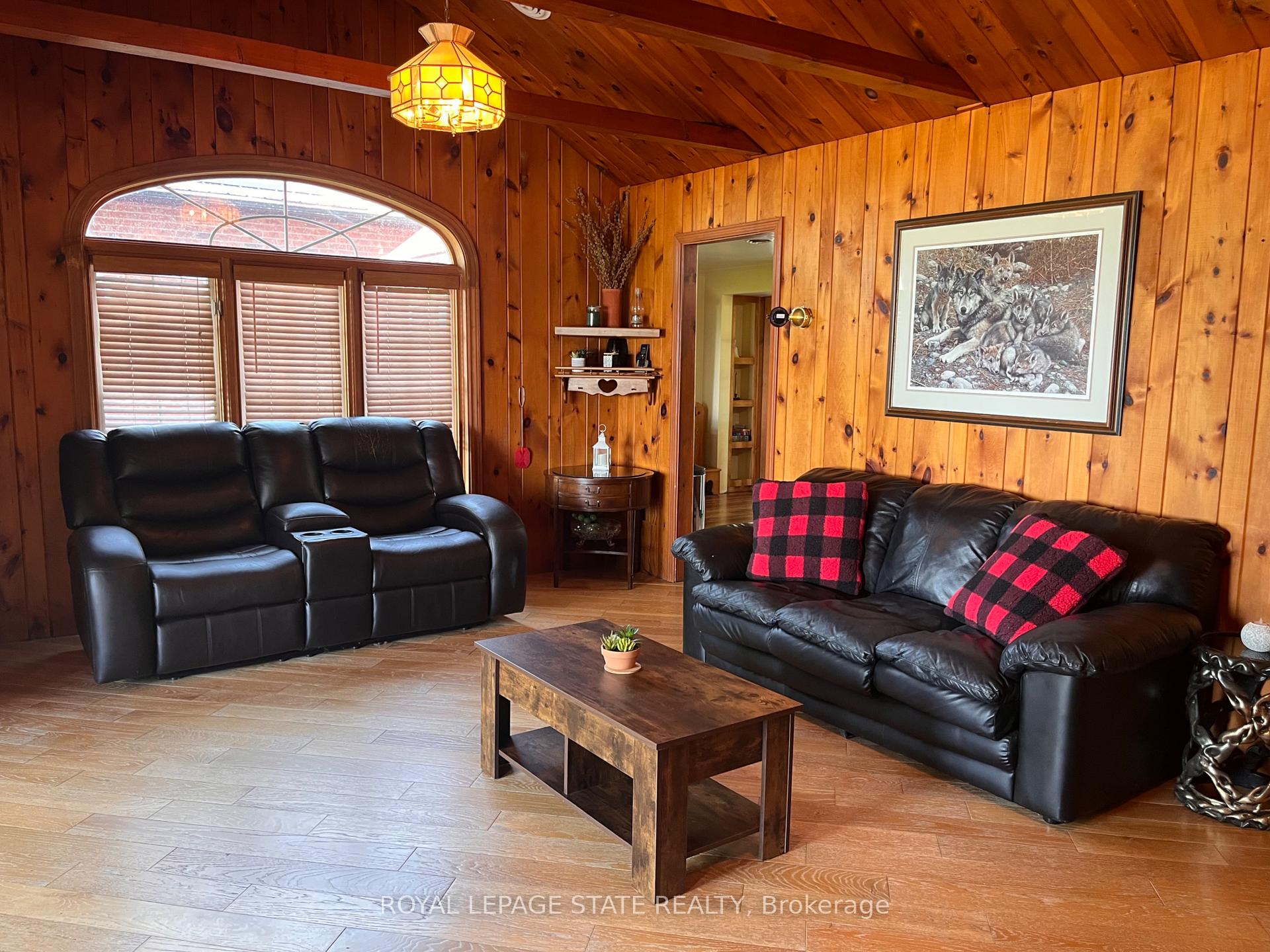 Photo 17 of 23 Lakeview Line, Haldimand, Dunnville — HOMEH