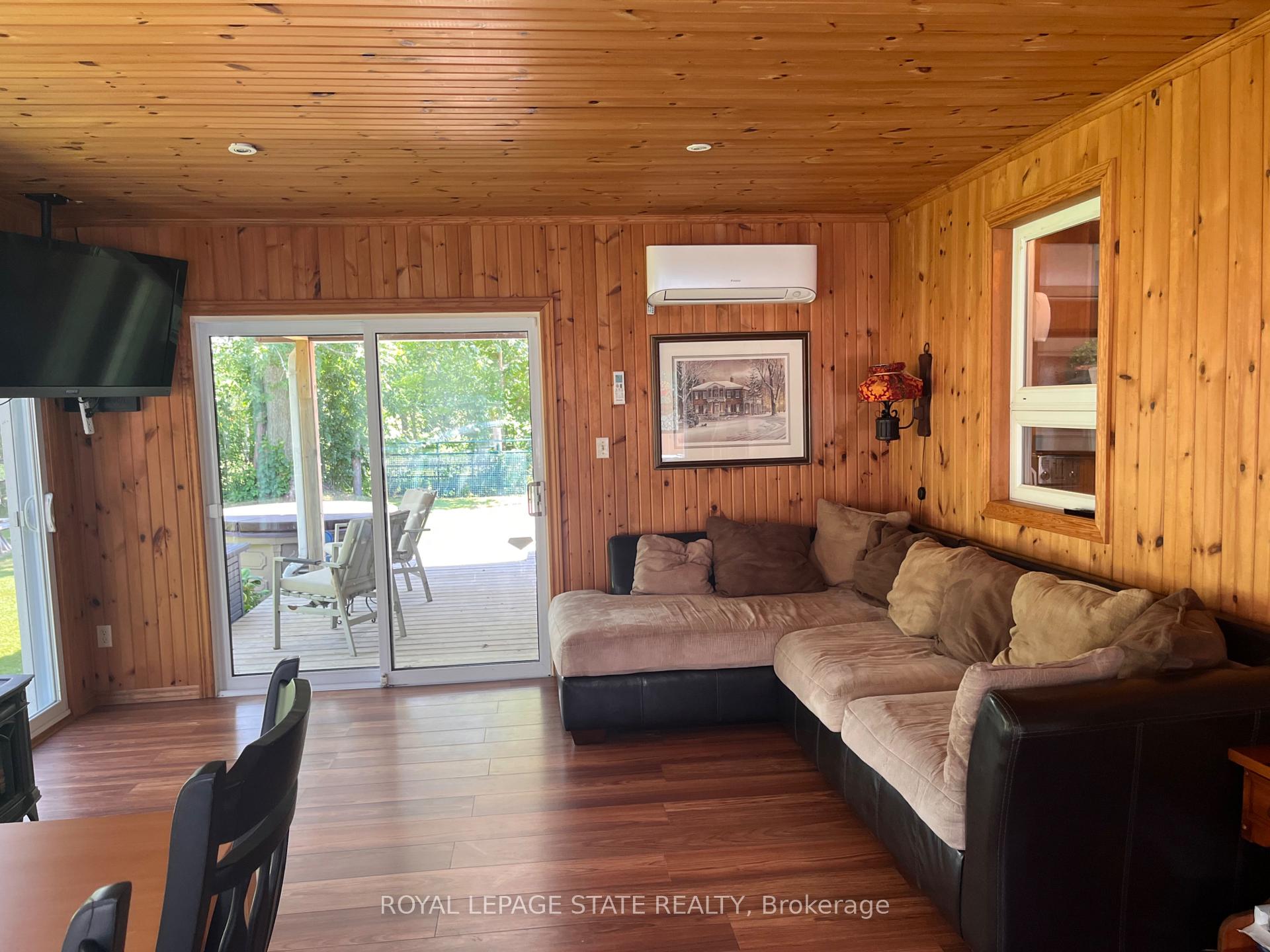 Photo 25 of 23 Lakeview Line, Haldimand, Dunnville — HOMEH