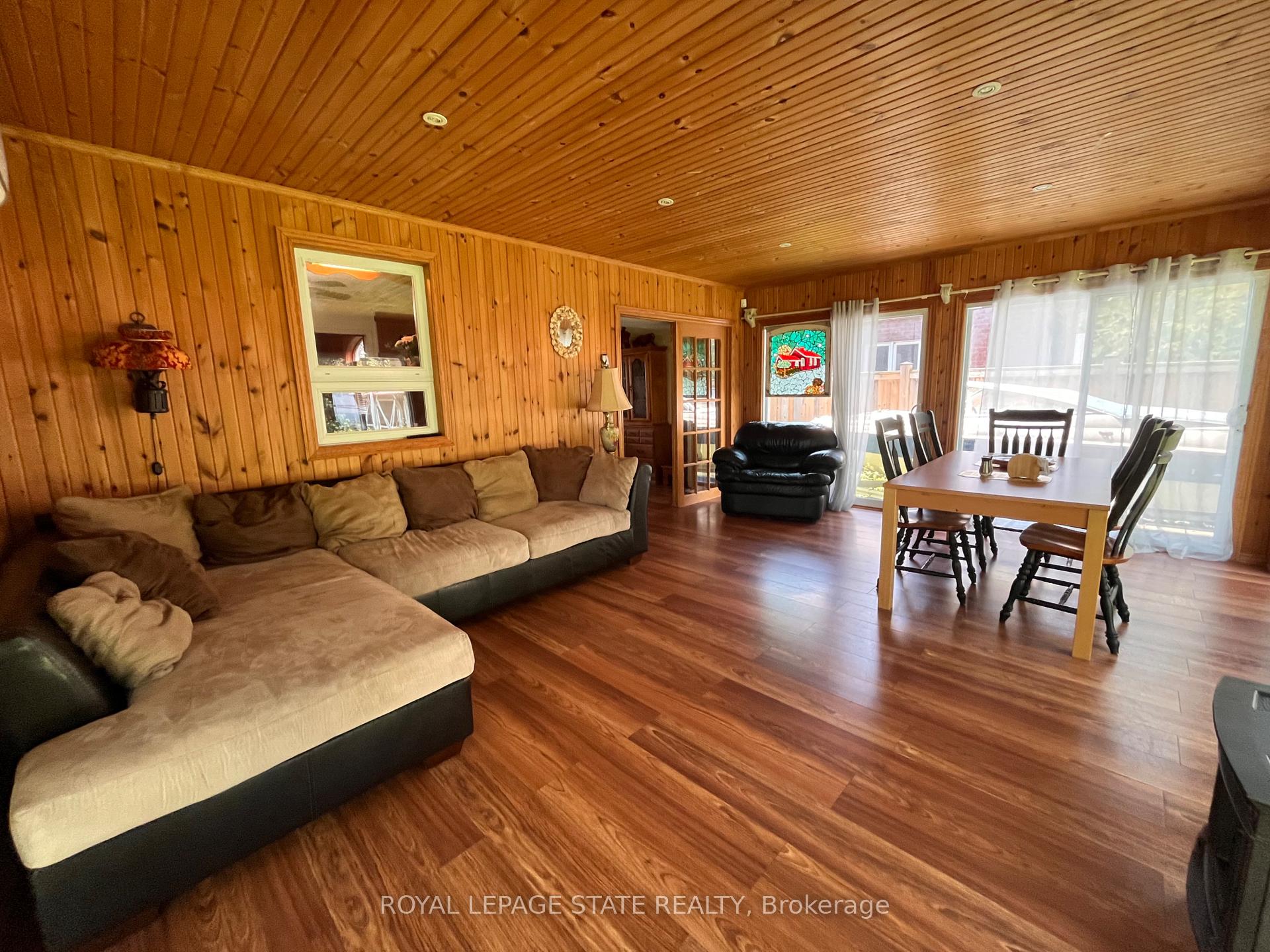 Photo 26 of 23 Lakeview Line, Haldimand, Dunnville — HOMEH