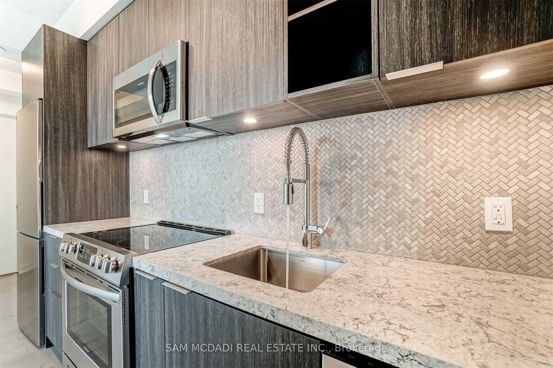 Photo 6 of Unit 1308, 30 Ordnance Street, Toronto, Niagara — HOMEH