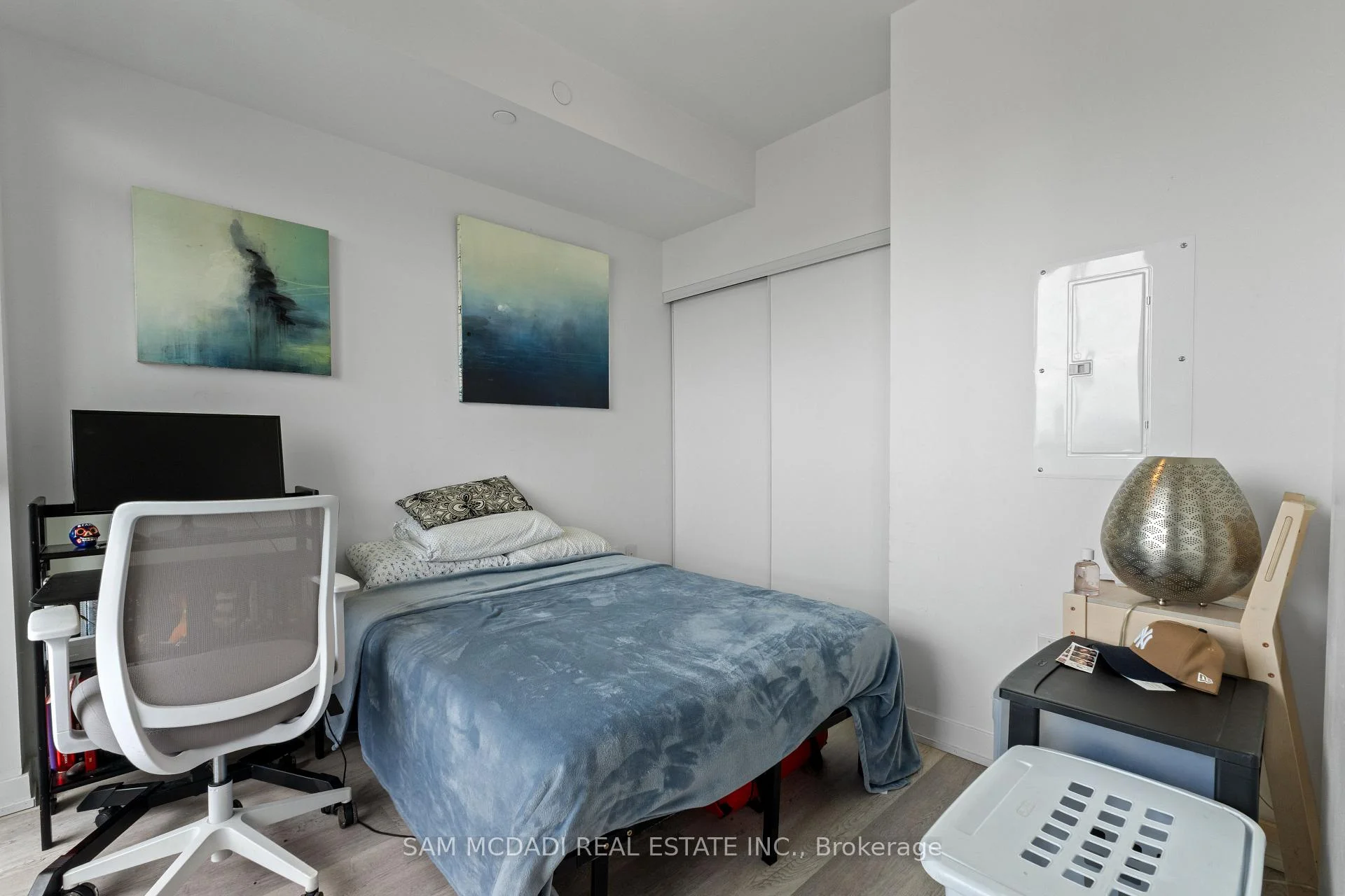 Photo 14 of Unit 1308, 30 Ordnance Street, Toronto, Niagara — HOMEH