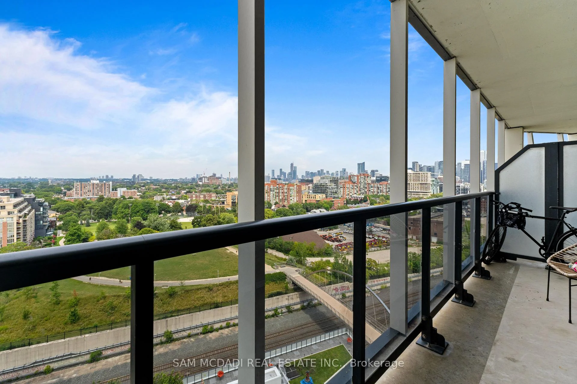 Photo 20 of Unit 1308, 30 Ordnance Street, Toronto, Niagara — HOMEH