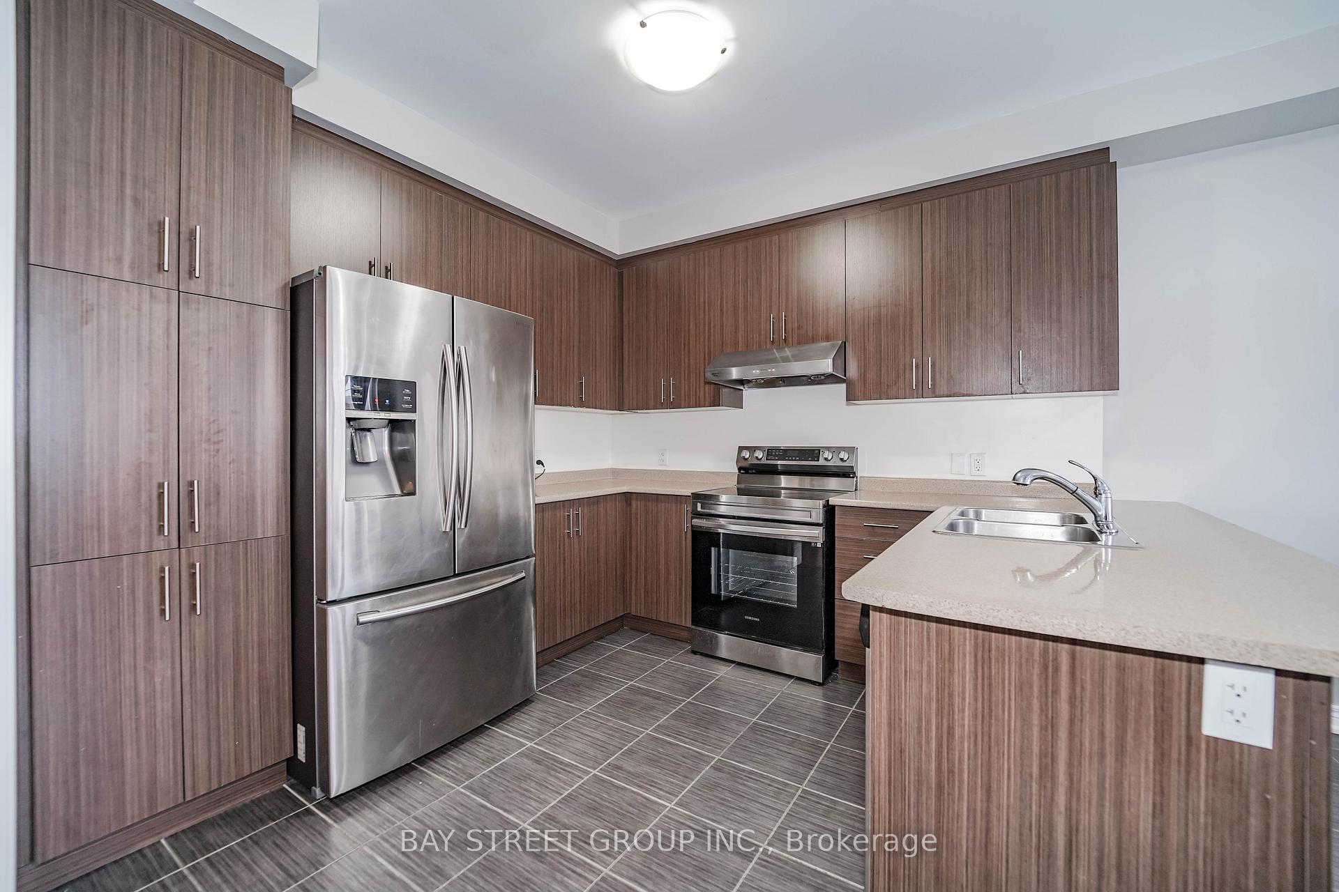 Photo 16 of 7 Gordon Landon Drive, Markham, Cornell — HOMEH