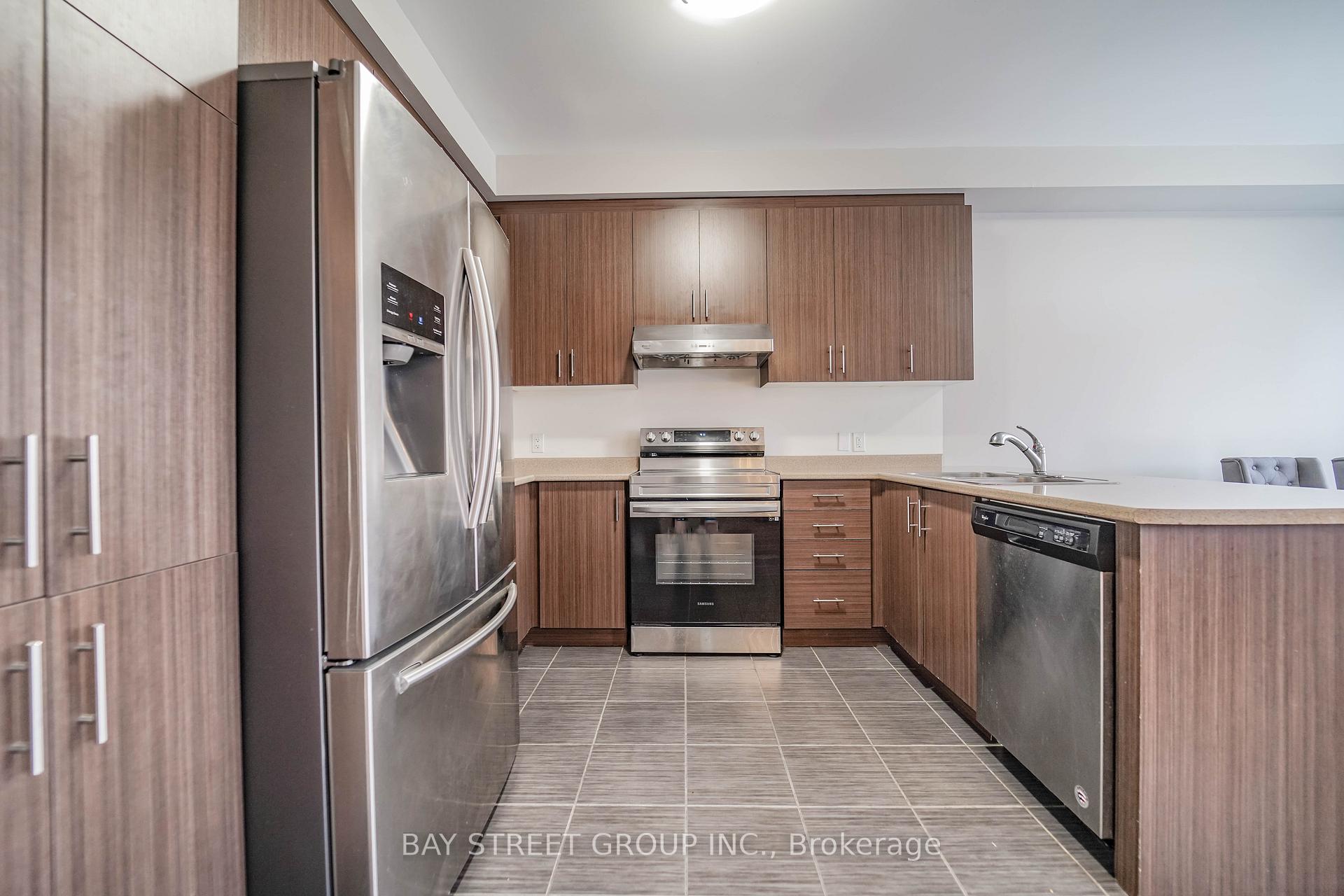Photo 17 of 7 Gordon Landon Drive, Markham, Cornell — HOMEH