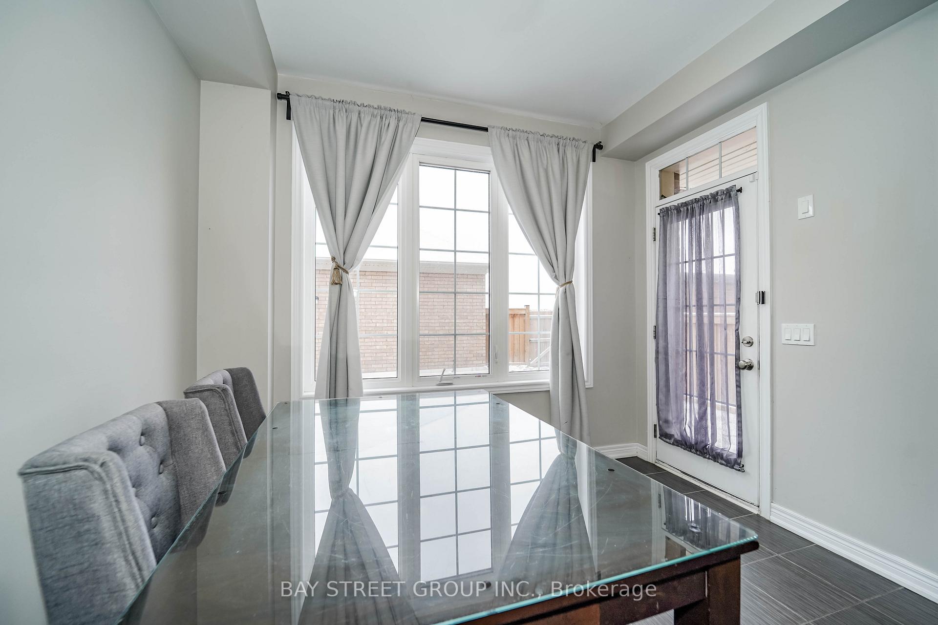 Photo 20 of 7 Gordon Landon Drive, Markham, Cornell — HOMEH