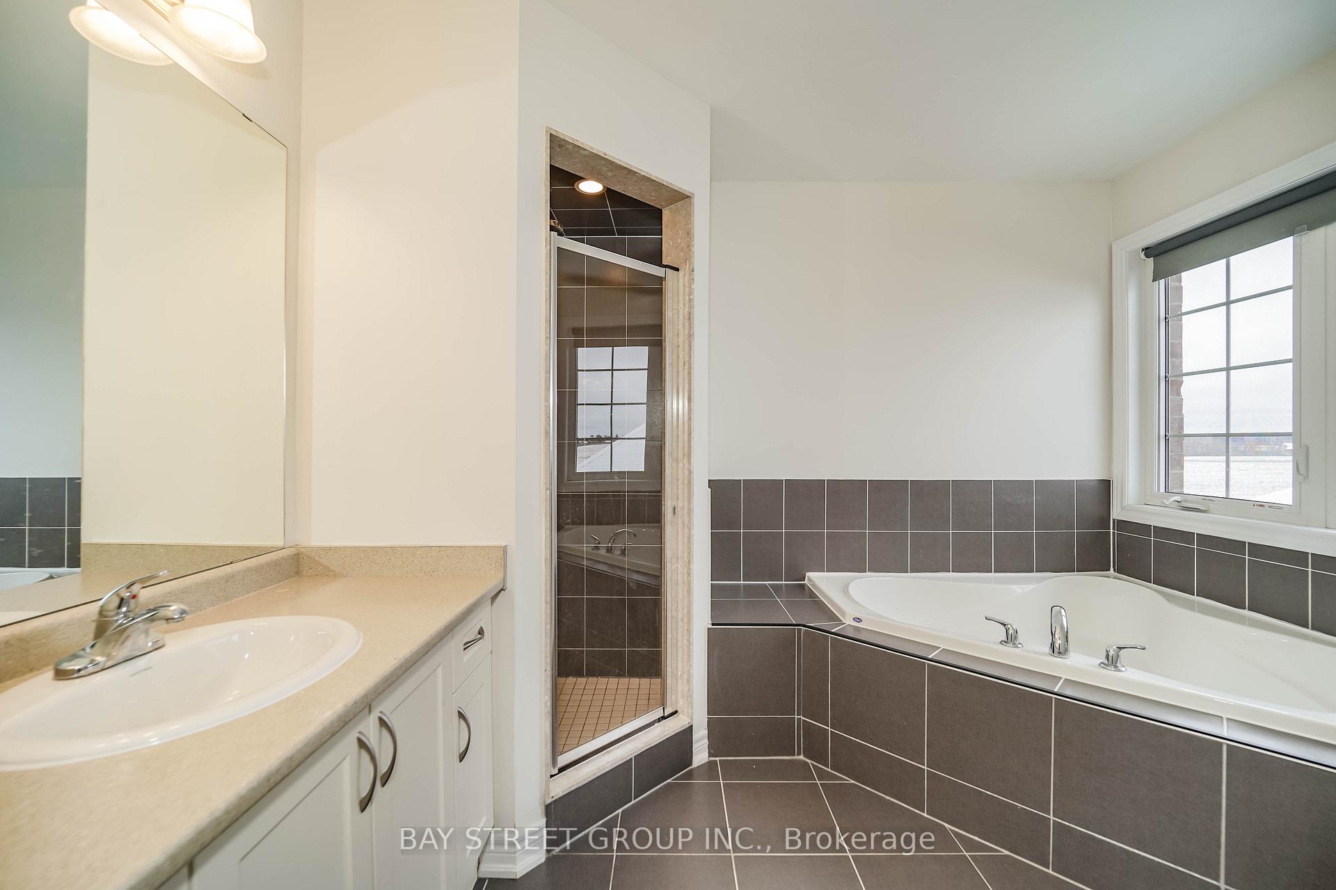Photo 41 of 7 Gordon Landon Drive, Markham, Cornell — HOMEH