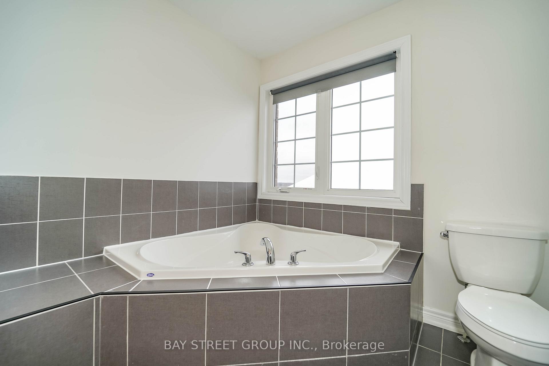 Photo 42 of 7 Gordon Landon Drive, Markham, Cornell — HOMEH