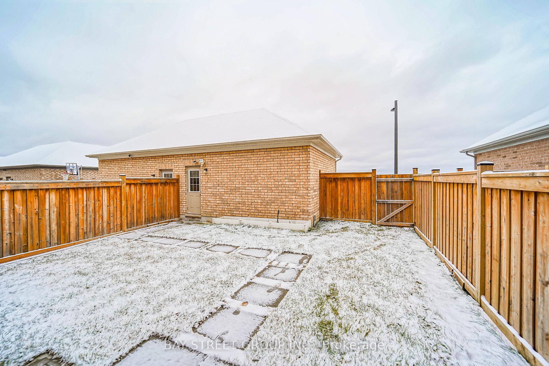 Photo 46 of 7 Gordon Landon Drive, Markham, Cornell — HOMEH