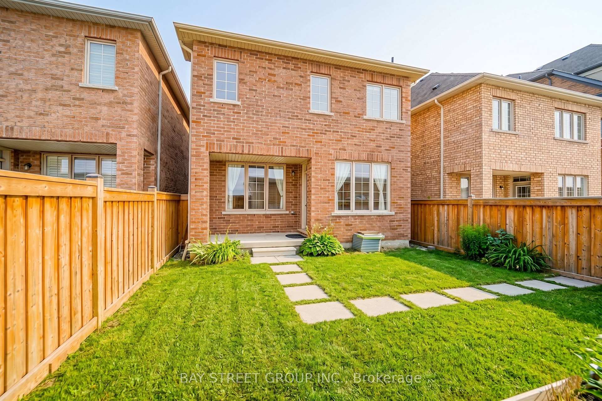 Photo 48 of 7 Gordon Landon Drive, Markham, Cornell — HOMEH