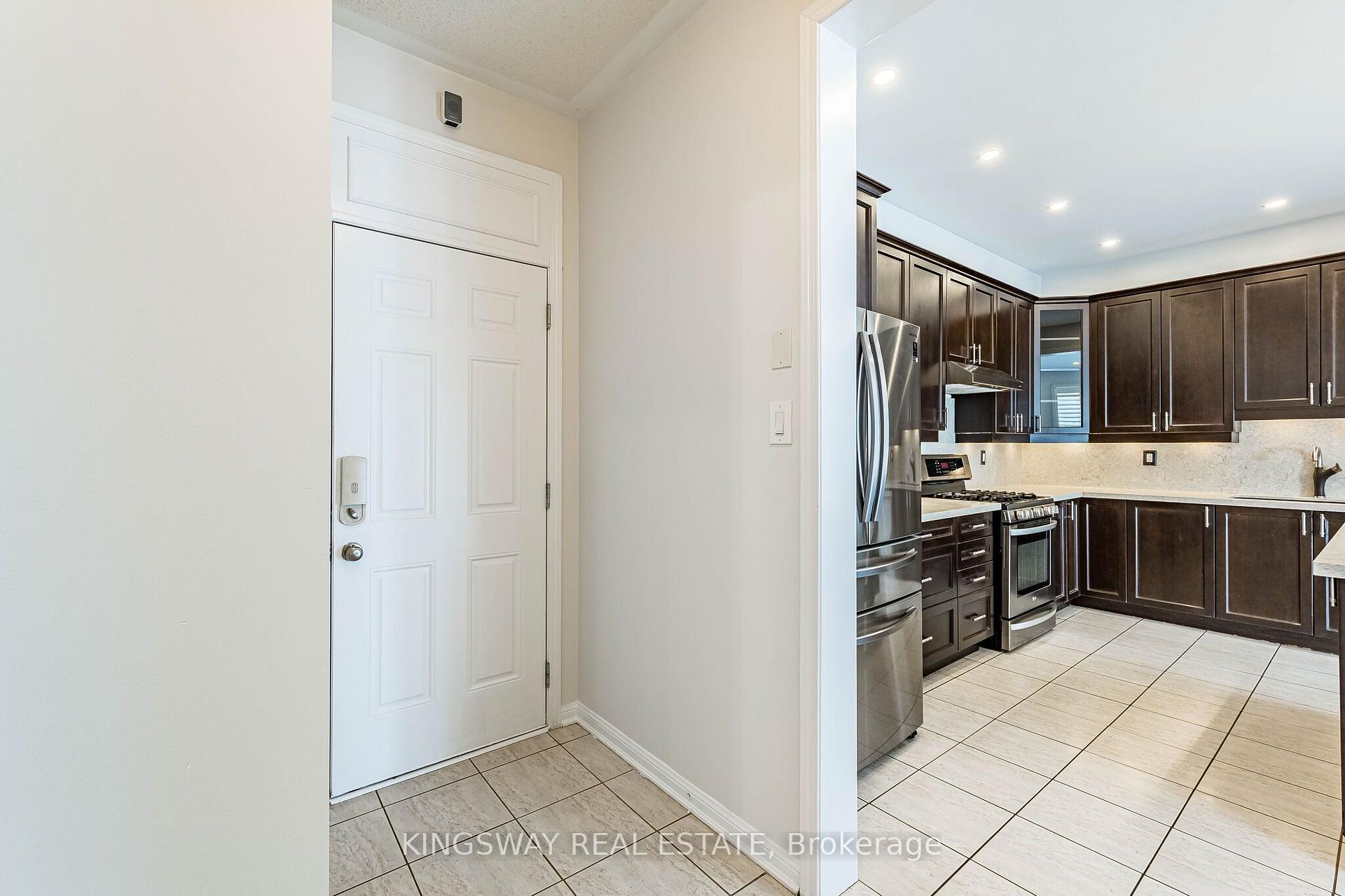 Photo 10 of 323 Cochrane Terrace, Milton, Willmott — HOMEH