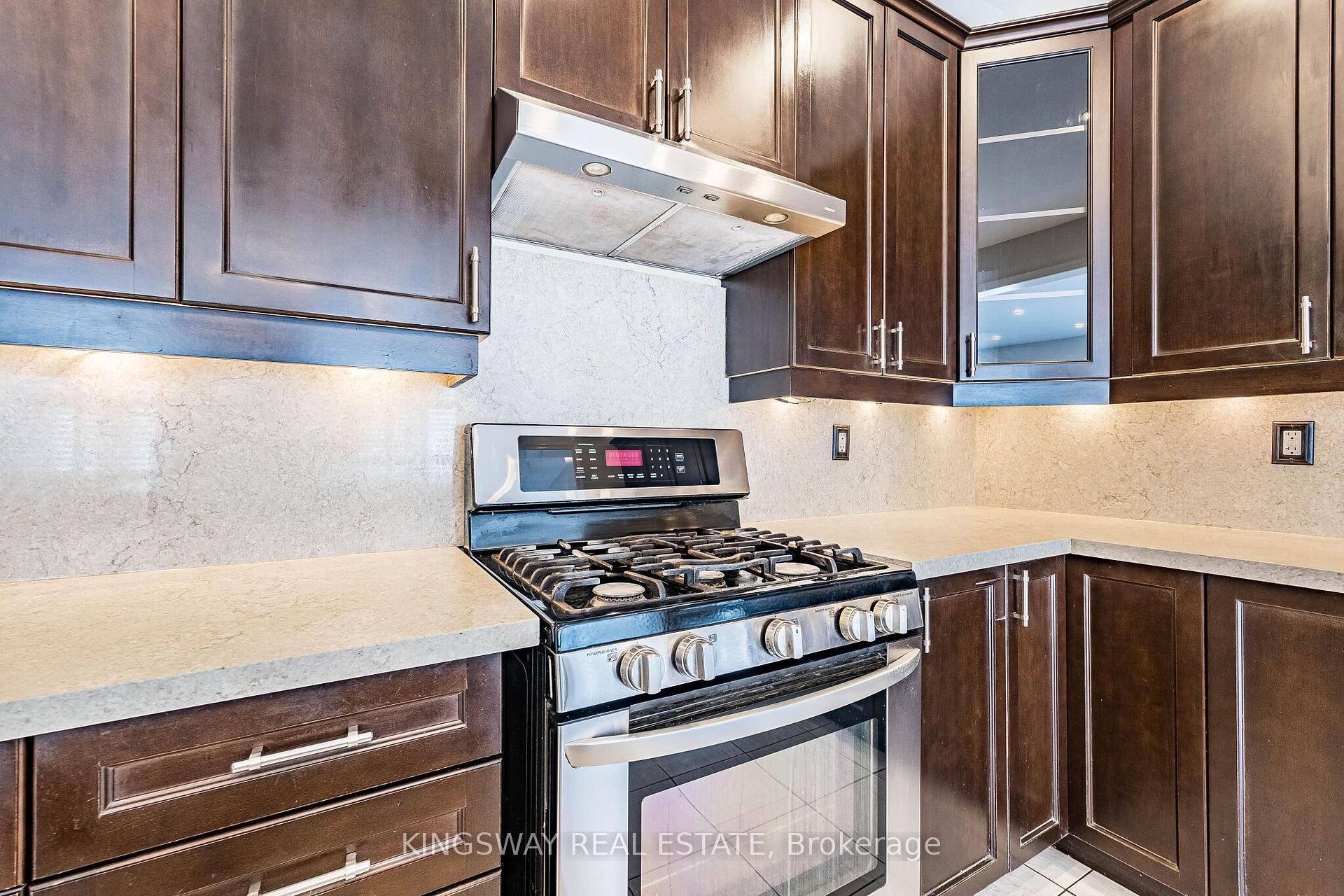 Photo 12 of 323 Cochrane Terrace, Milton, Willmott — HOMEH