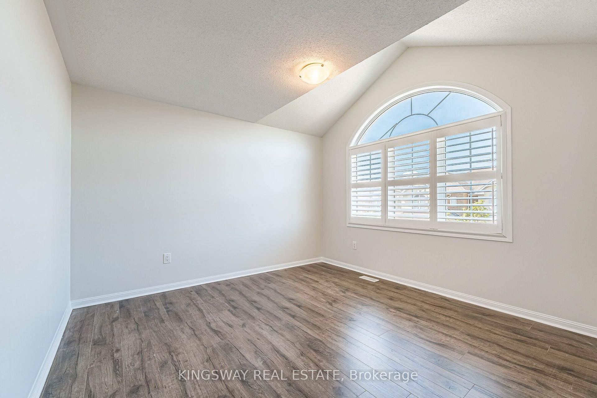 Photo 30 of 323 Cochrane Terrace, Milton, Willmott — HOMEH